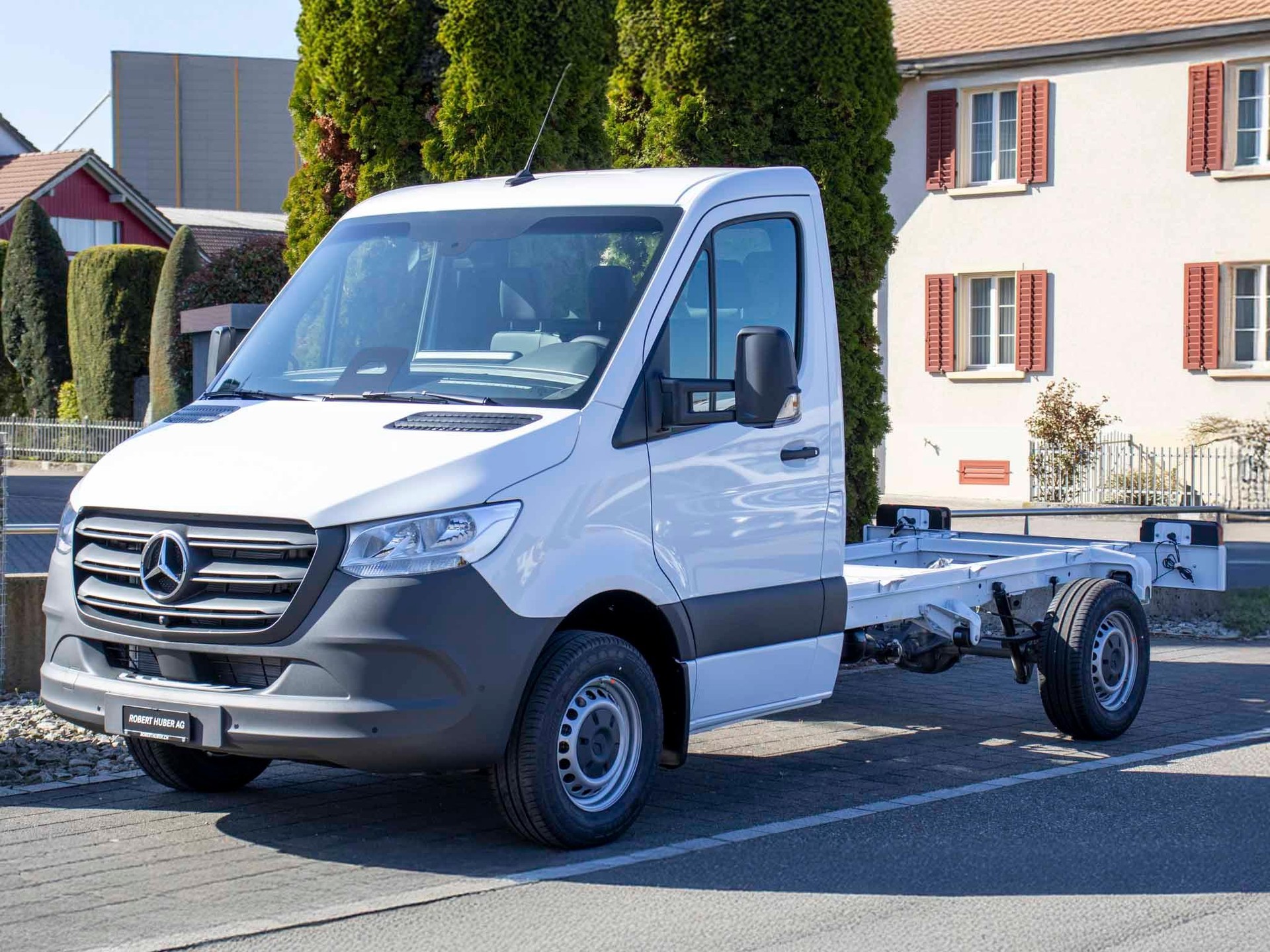 MERCEDES-BENZ Sprinter 317 CDI PRO CH Standard-image-0