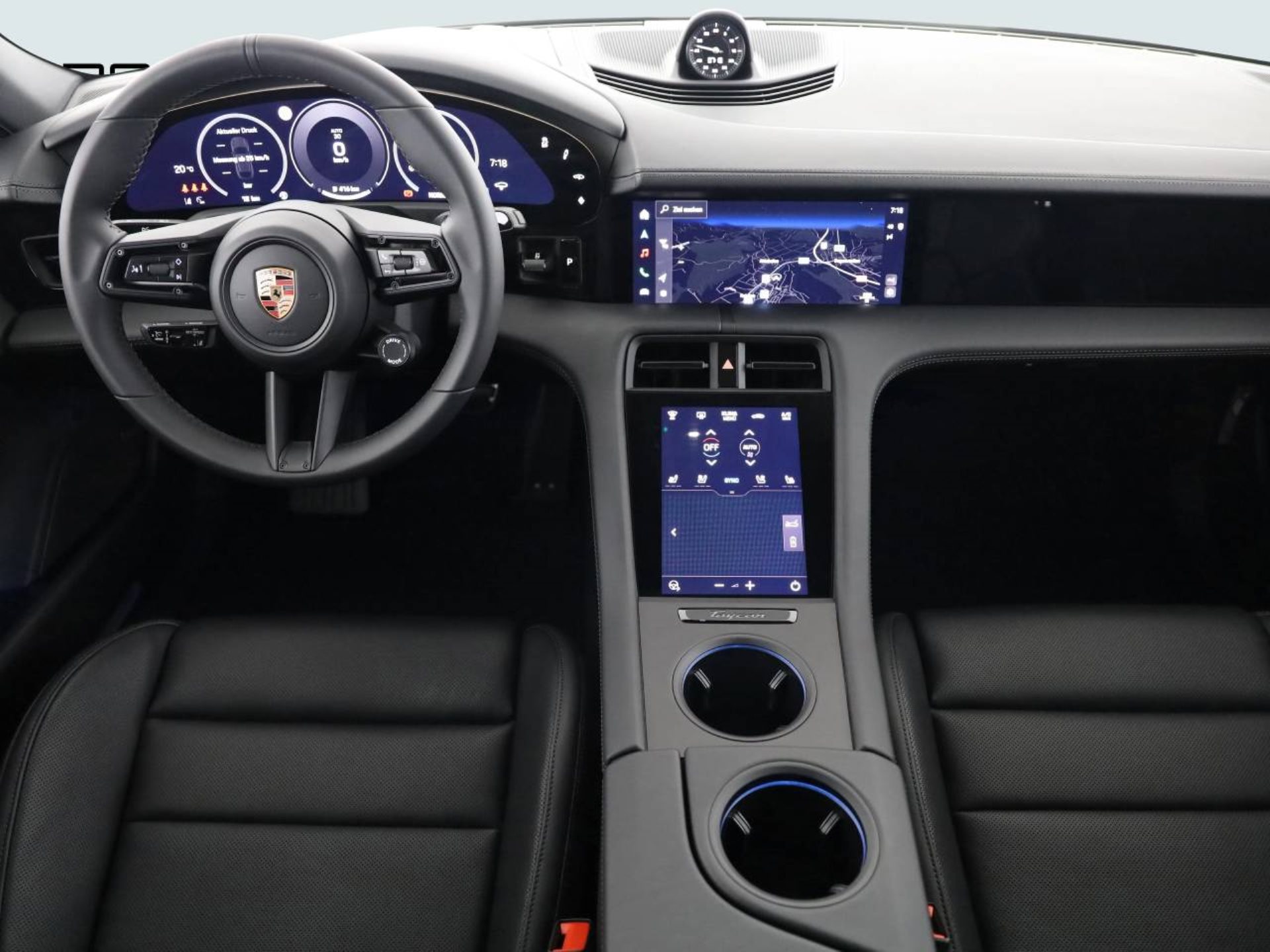 PORSCHE Taycan 4 Cross Turismo-image-4