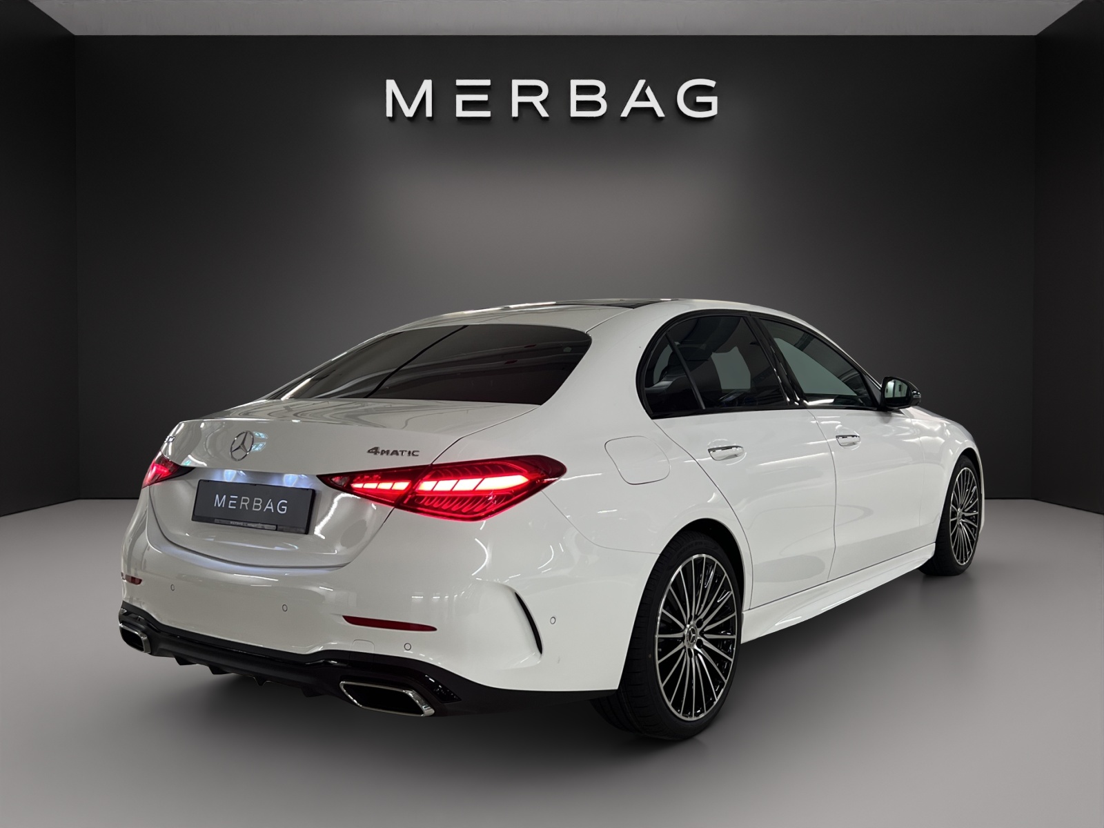 MERCEDES-BENZ C 300 4 Matic-image-5