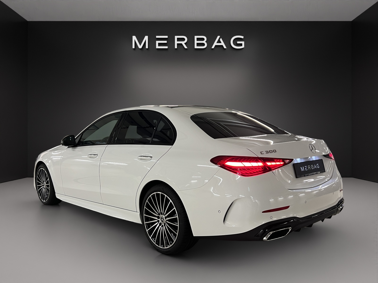 MERCEDES-BENZ C 300 4 Matic-image-7