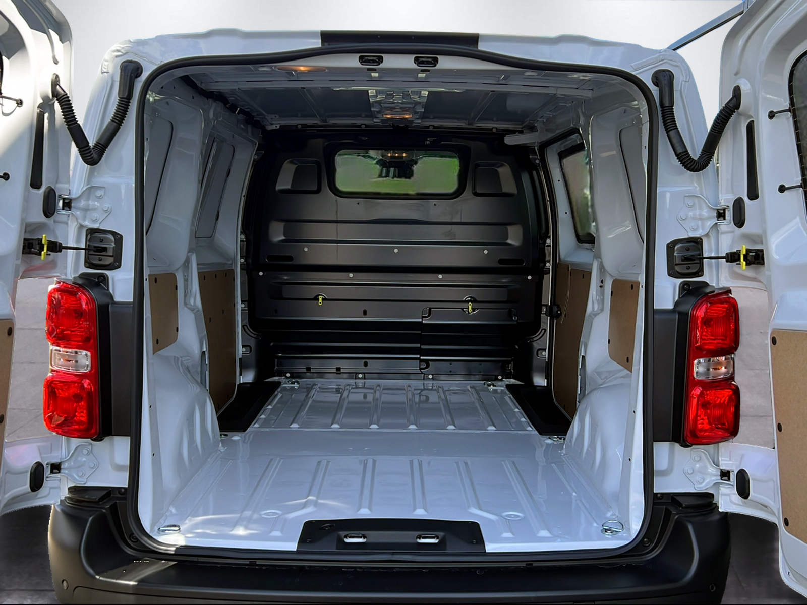 TOYOTA PROACE Van L1 2.0 D Advanced-image-5
