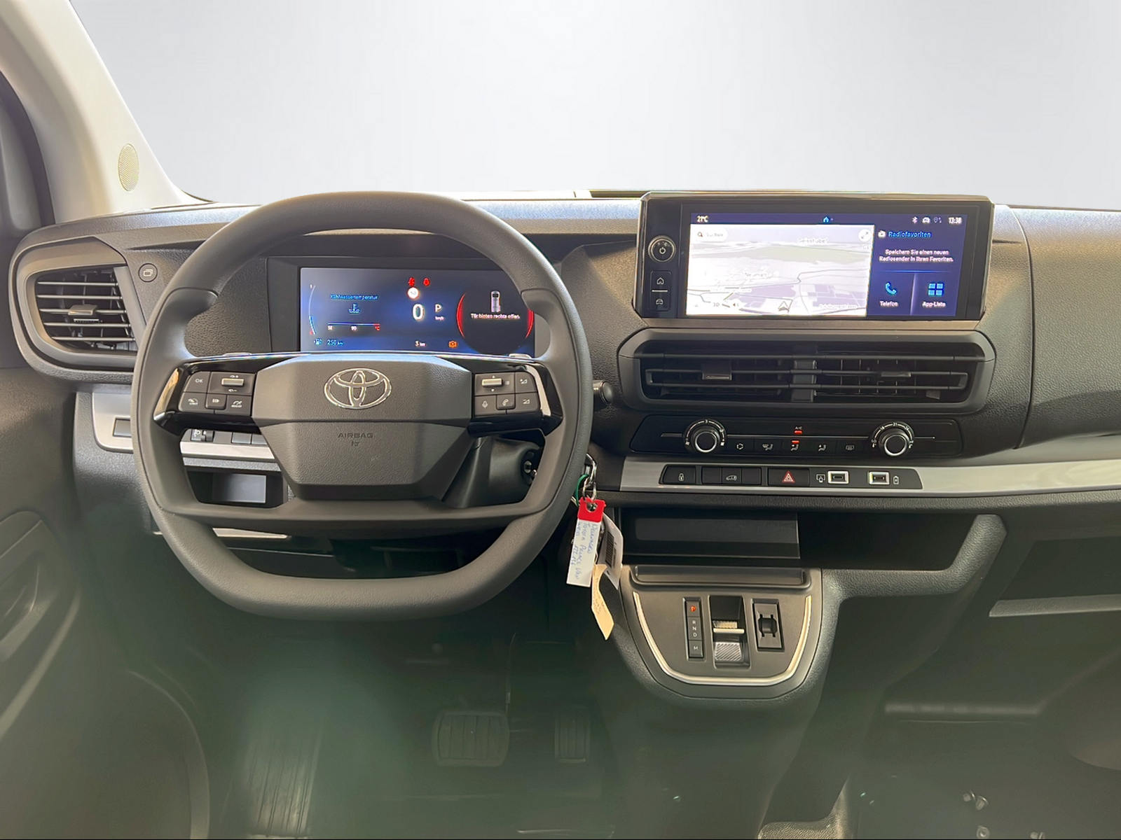 TOYOTA PROACE Van L1 2.0 D Advanced-image-12