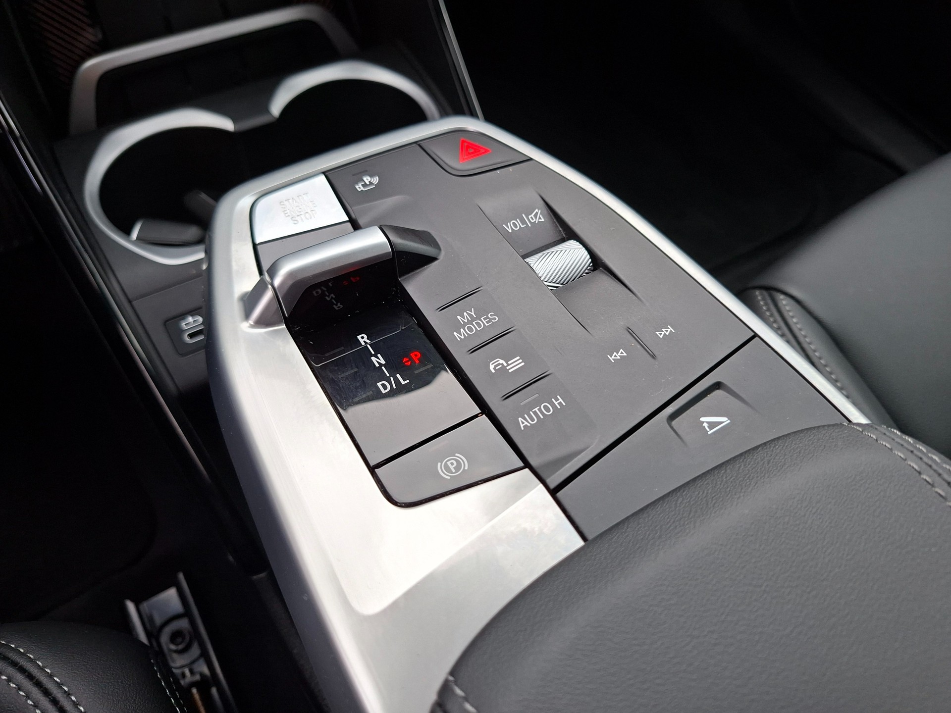 BMW X1 sDrive 18i xLine-image-12