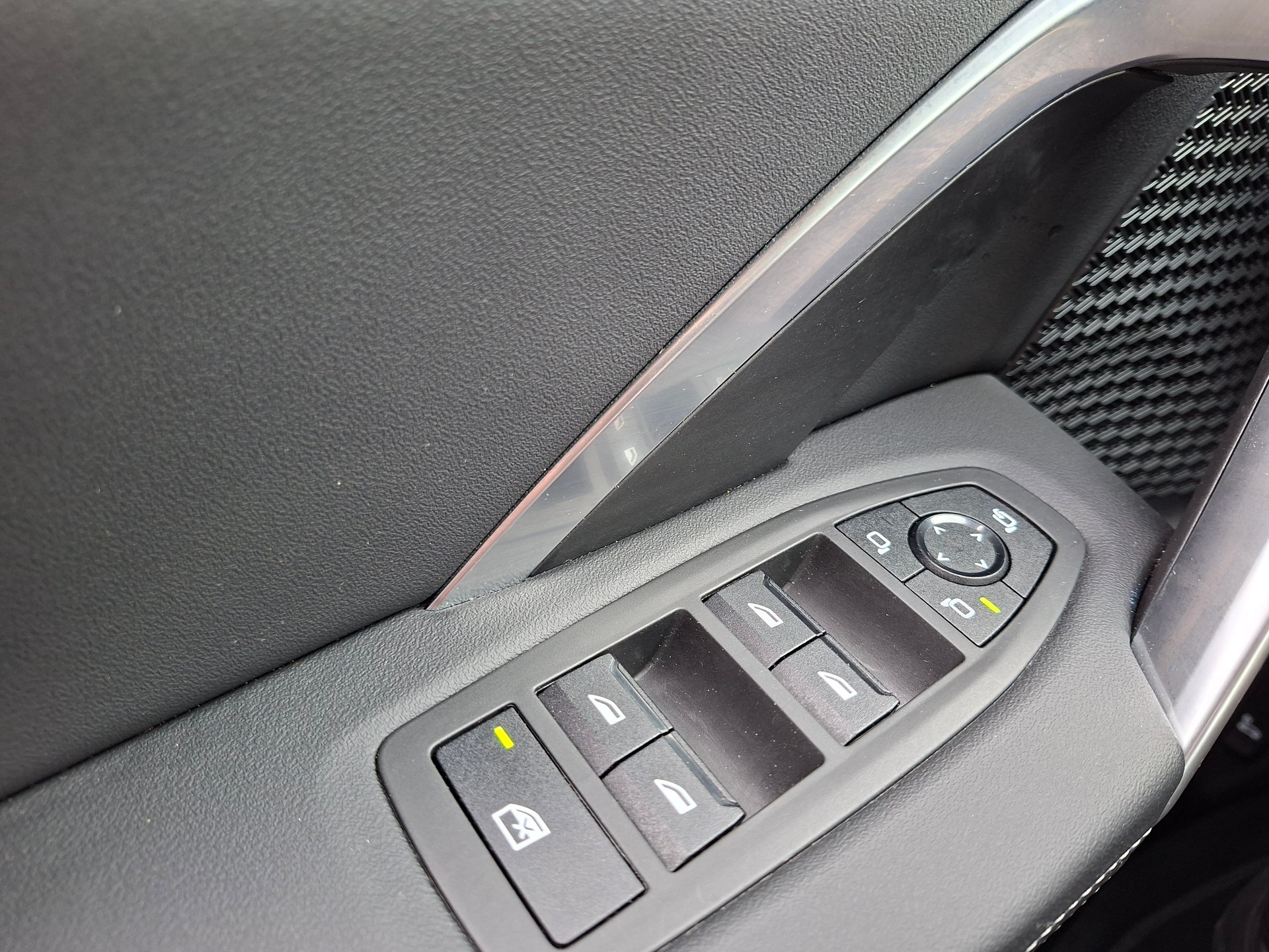 BMW X1 sDrive 18i xLine-image-7