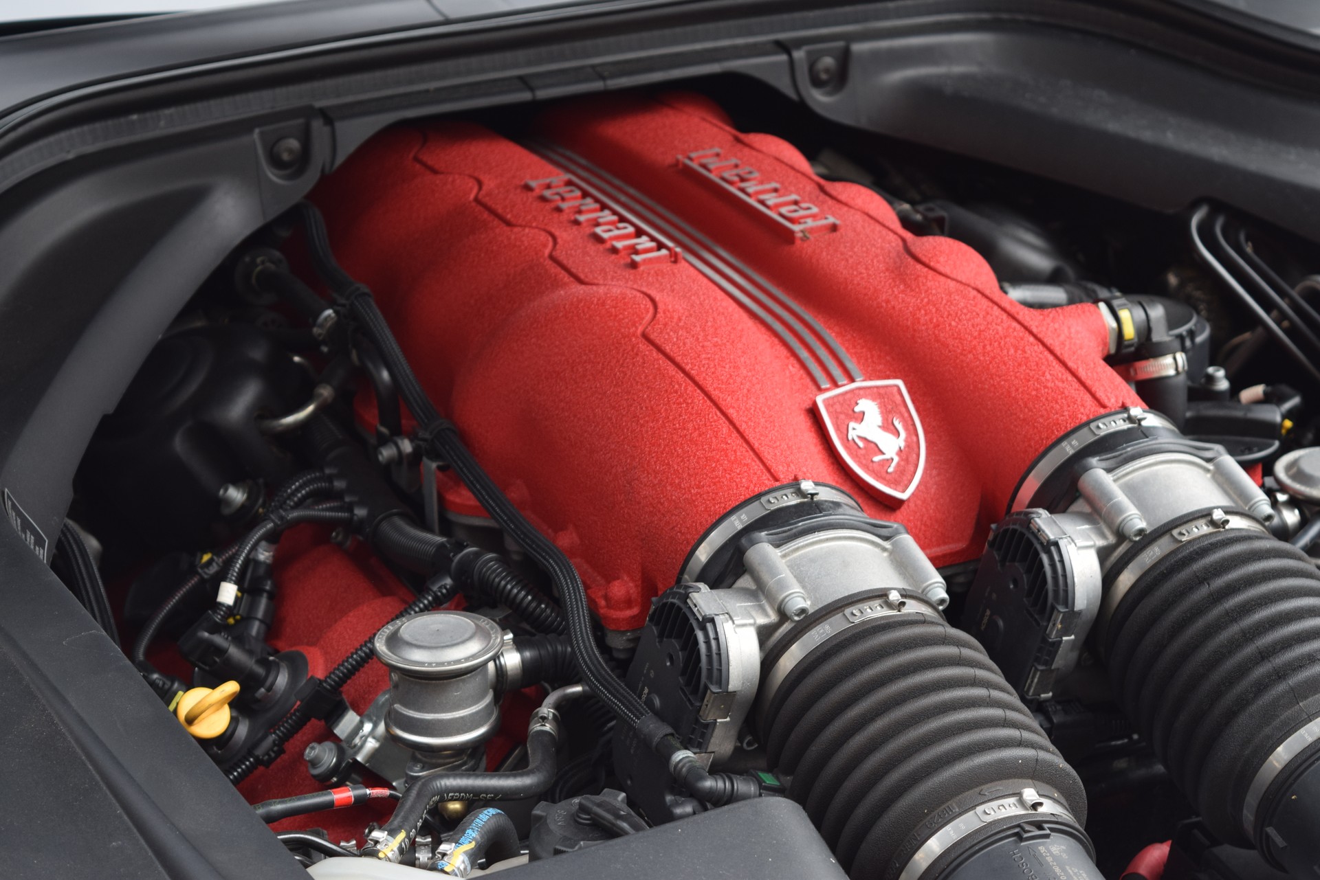 FERRARI California 4.3 V8-image-18
