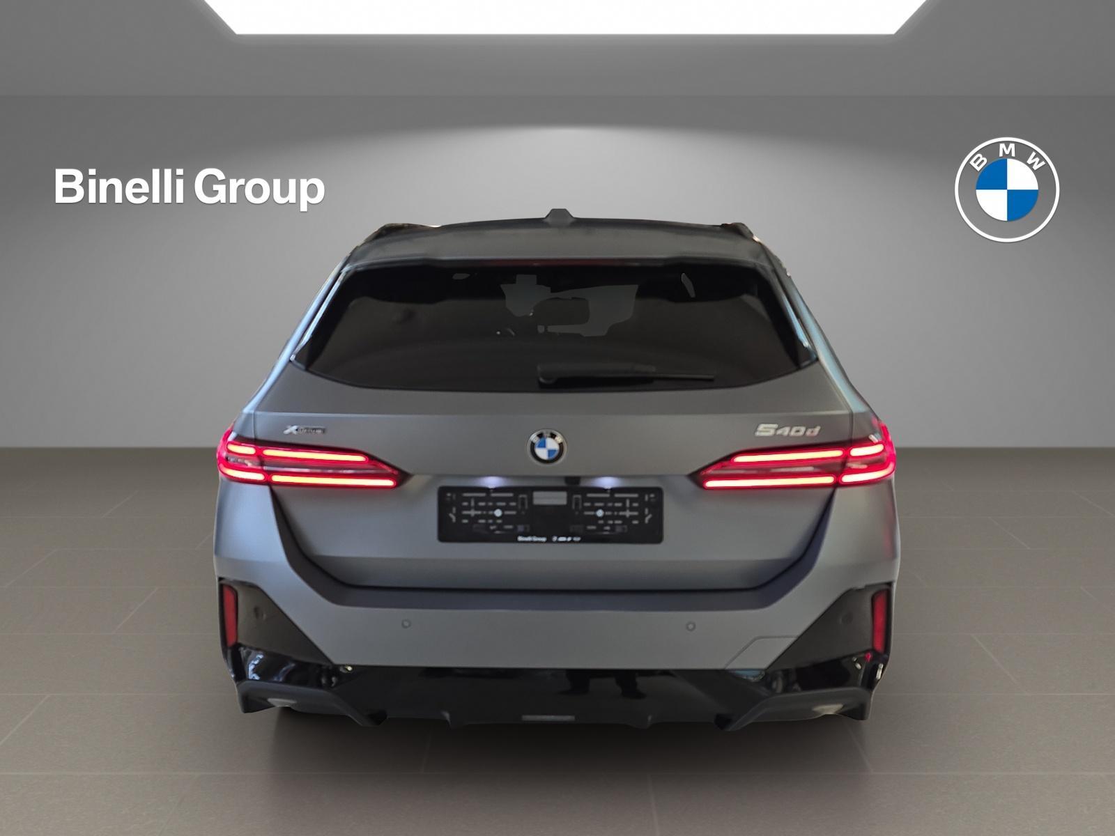 BMW 540d xDrive 48V Touring M Sport Pro Steptronic-image-4
