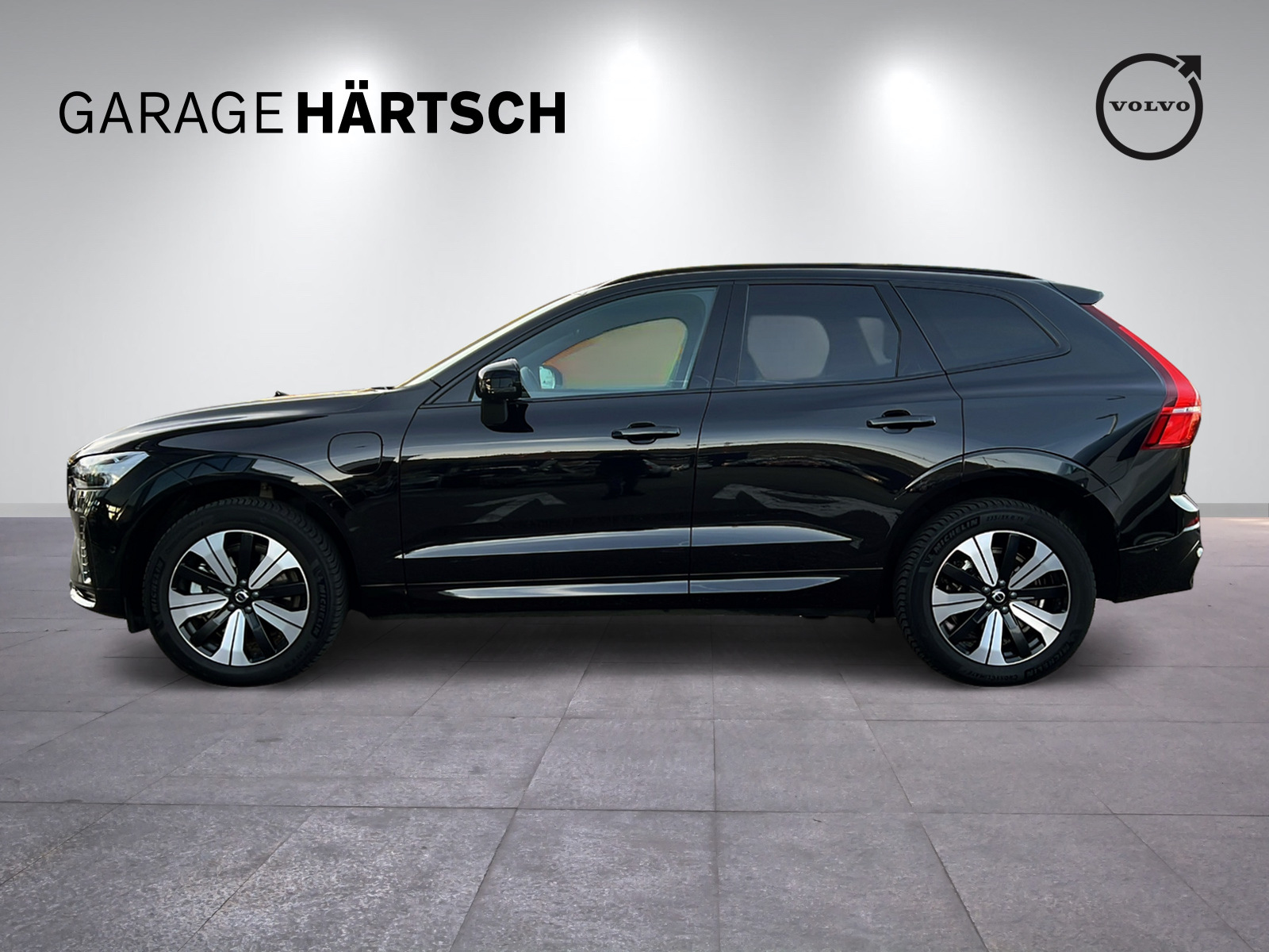VOLVO XC60 2.0 T8 TE Plus Dark eAWD-image-1