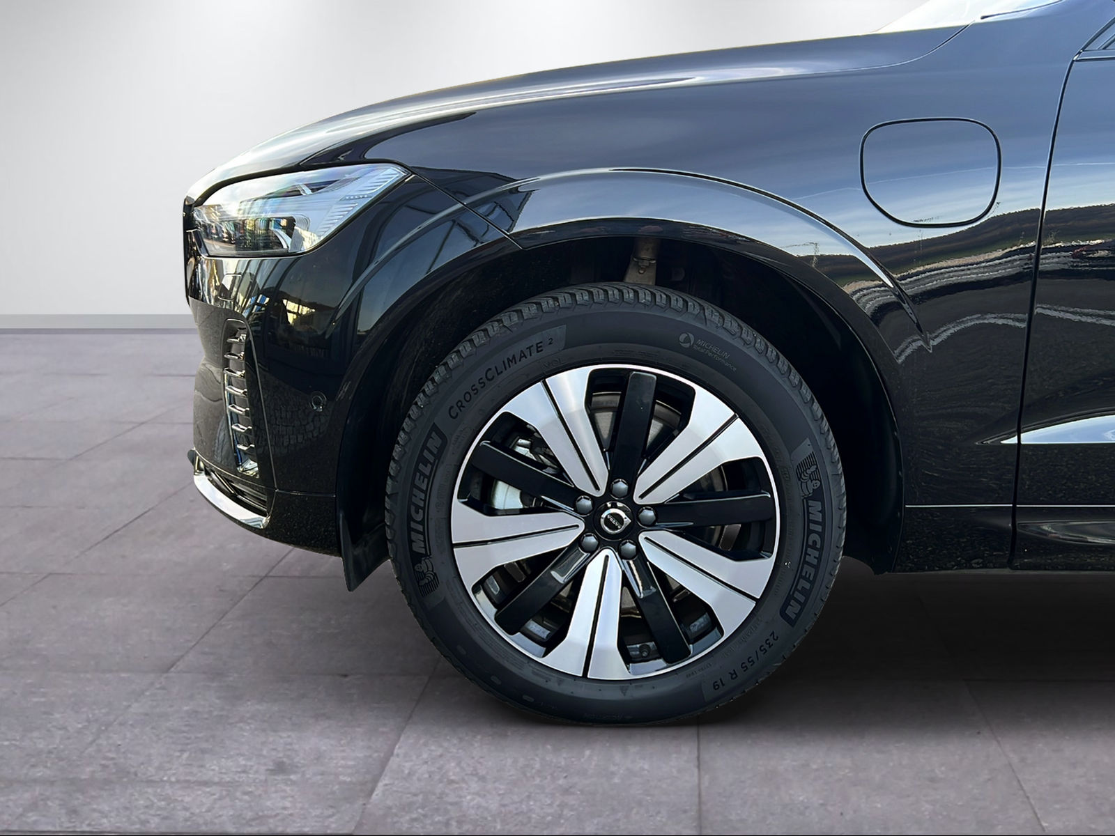VOLVO XC60 2.0 T8 TE Plus Dark eAWD-image-2