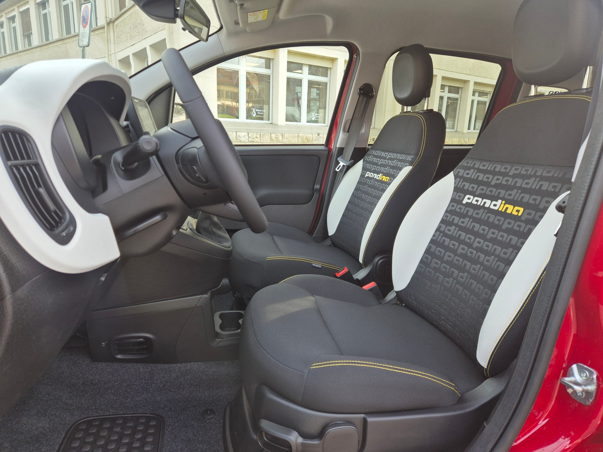 FIAT Panda 1.0 MHEV Cross-image-7