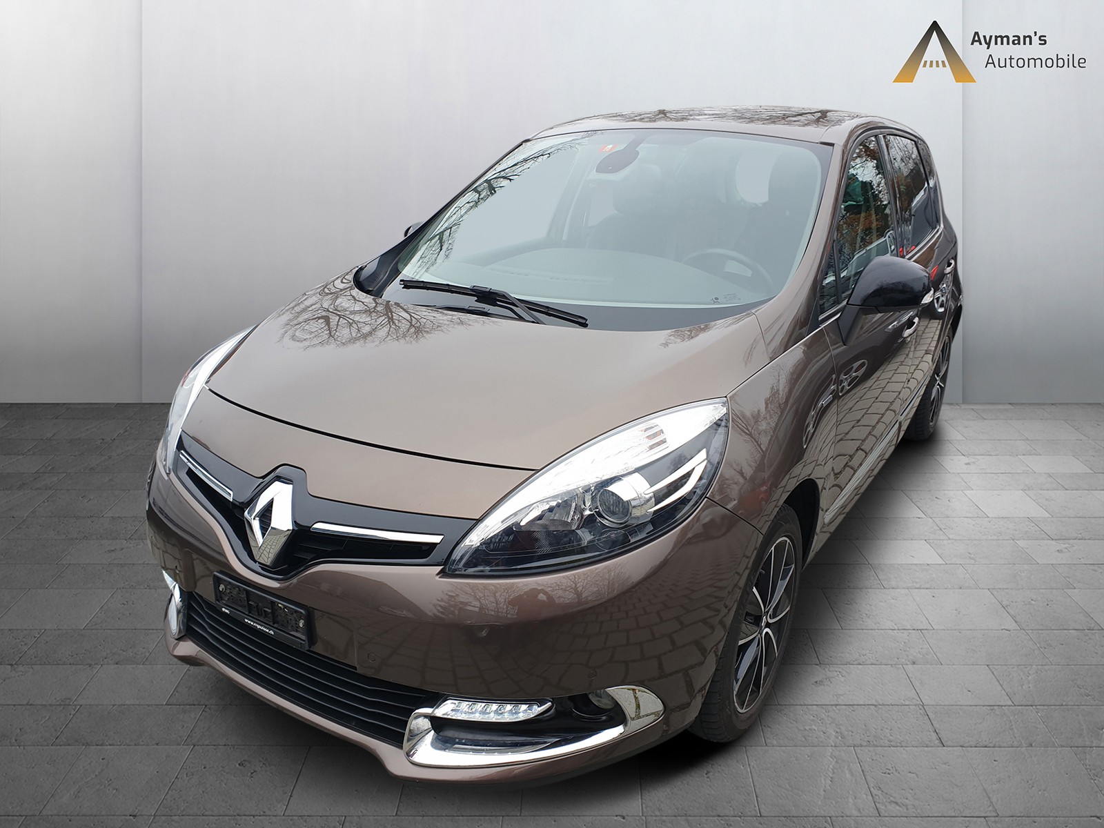 RENAULT Scénic 1.2 16V Turbo Swiss Edition-image-0