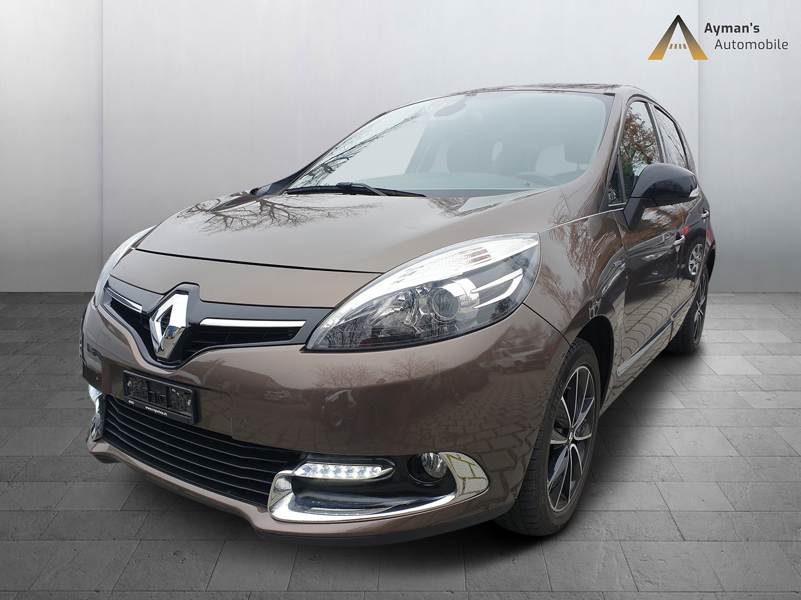 RENAULT Scénic 1.2 16V Turbo Swiss Edition-image-1