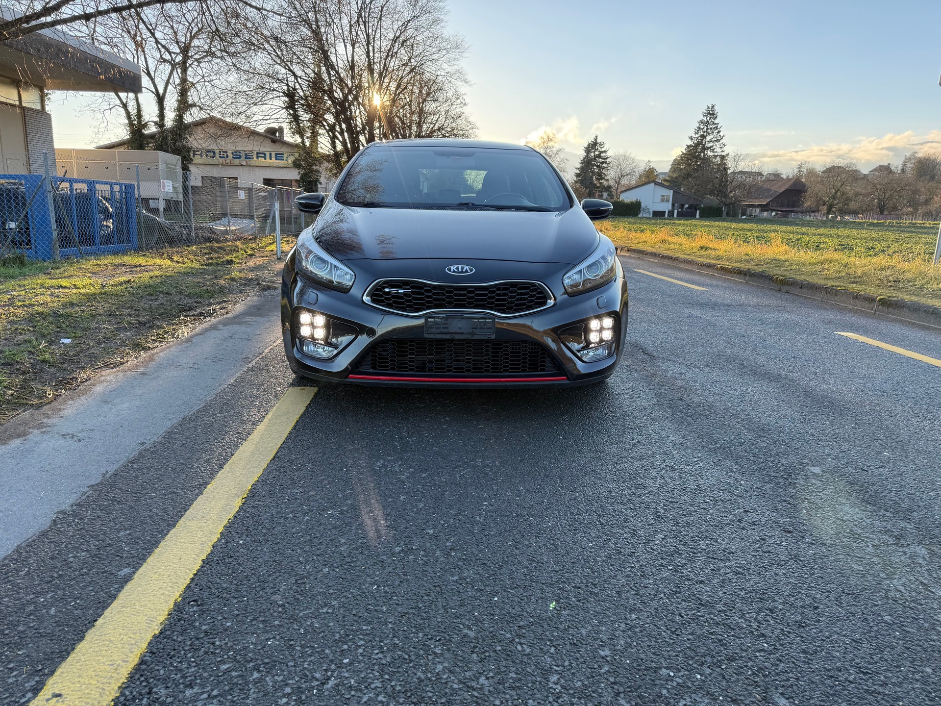 KIA Cee'd 1.6 GDi Turbo GT-image-2