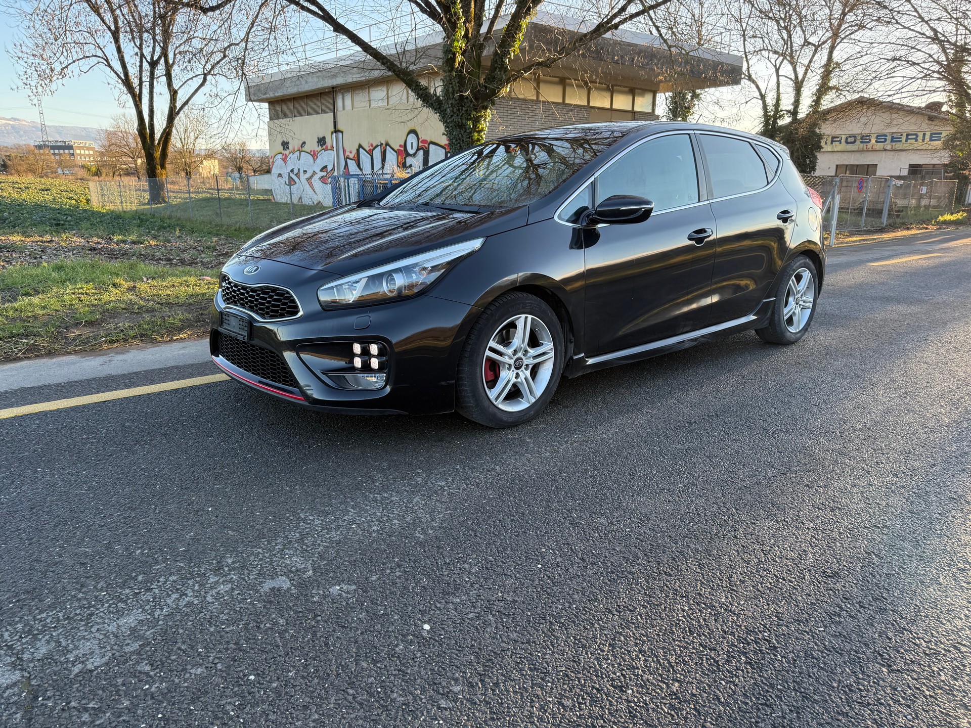 KIA Cee'd 1.6 GDi Turbo GT-image-1