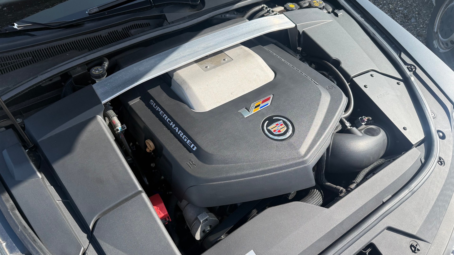 CADILLAC CTS-V Wagon 6.2 V8 SC Automatic-image-25