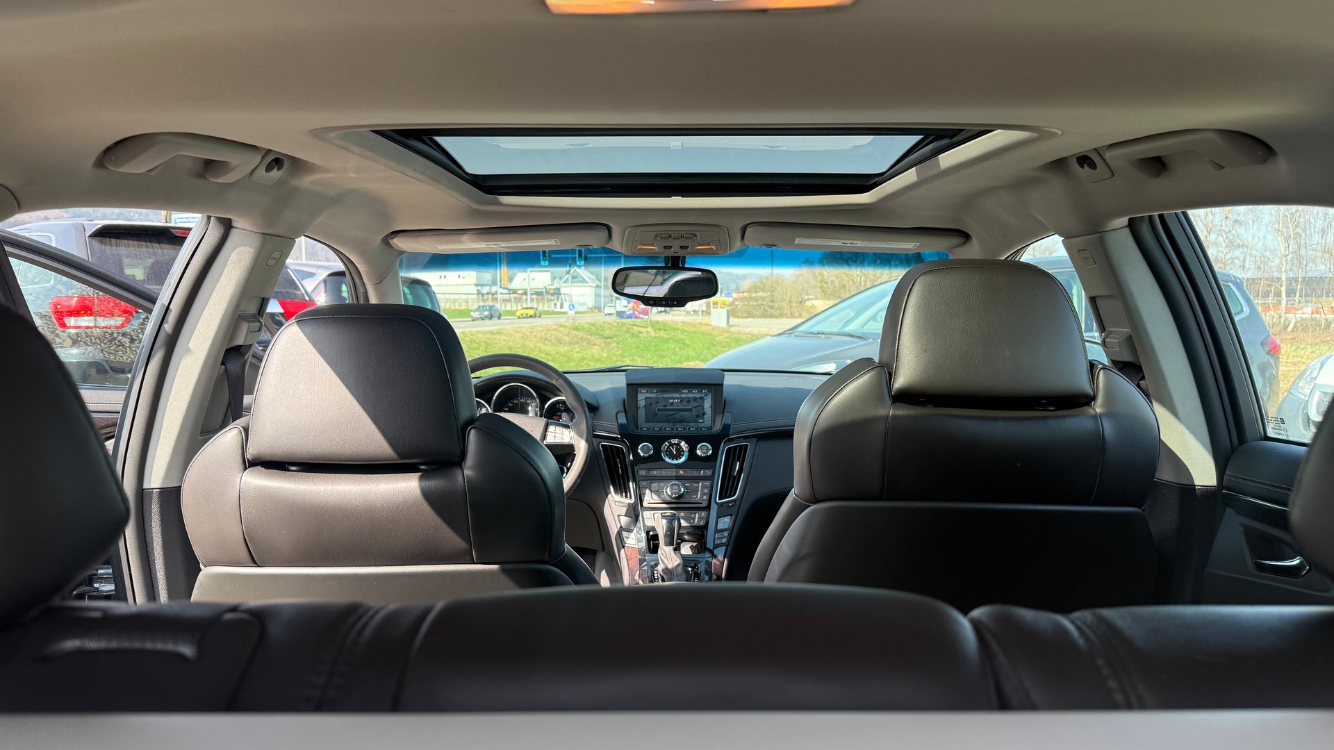 CADILLAC CTS-V Wagon 6.2 V8 SC Automatic-image-11