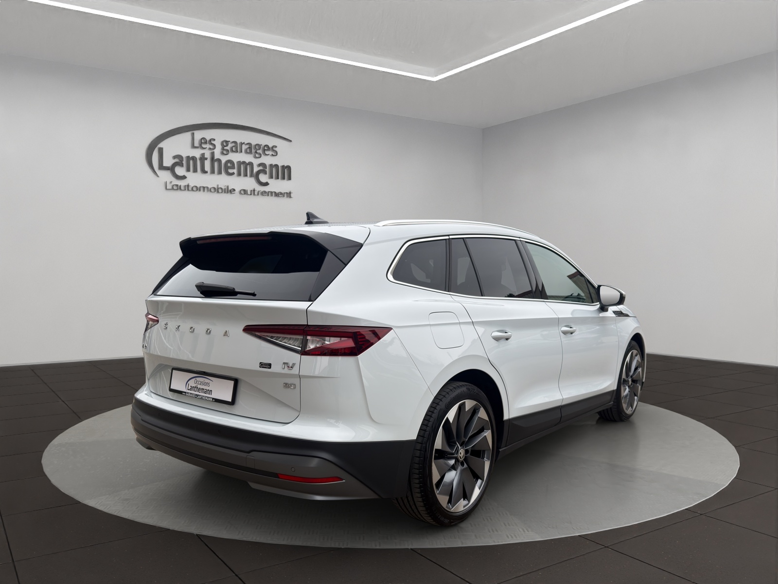 SKODA Enyaq iV 80-image-4