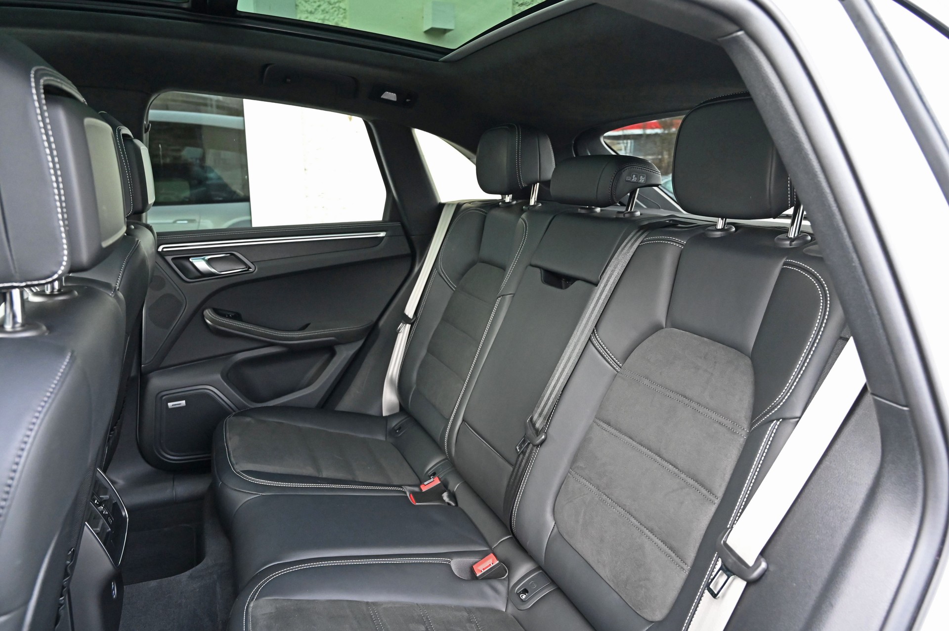 PORSCHE Macan GTS PDK **Approved-Garantie**-image-25