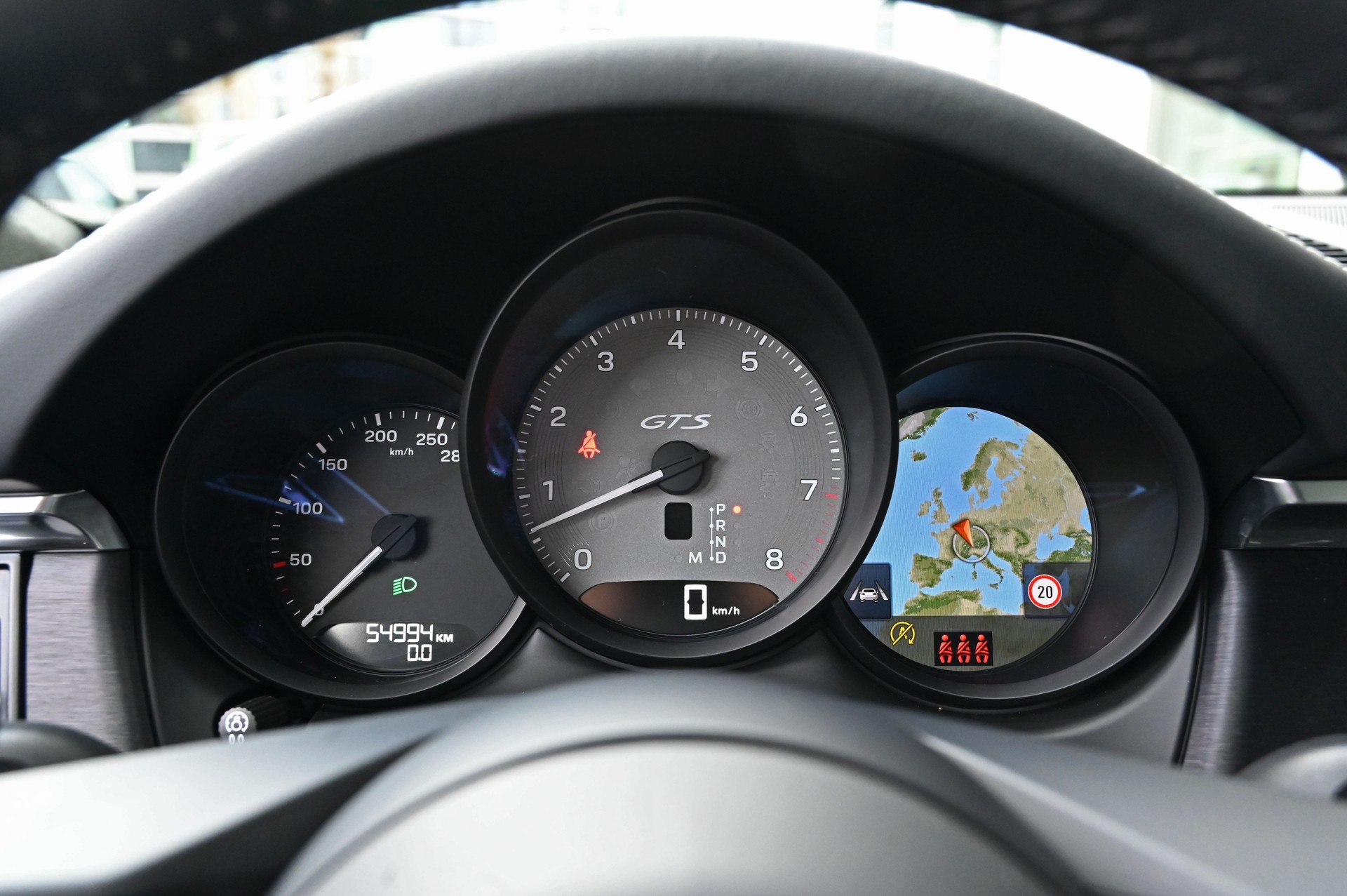 PORSCHE Macan GTS PDK **Approved-Garantie**-image-19