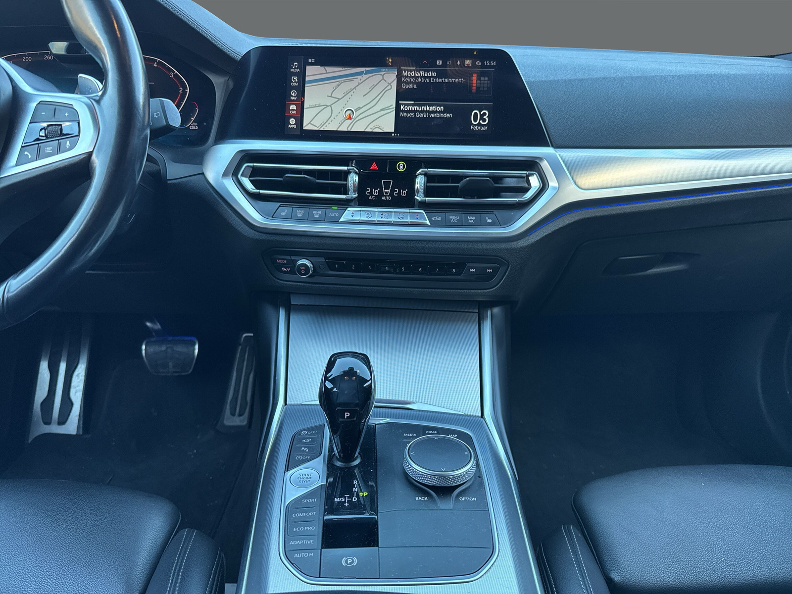 BMW 330d xDriveTouring MSport-image-14