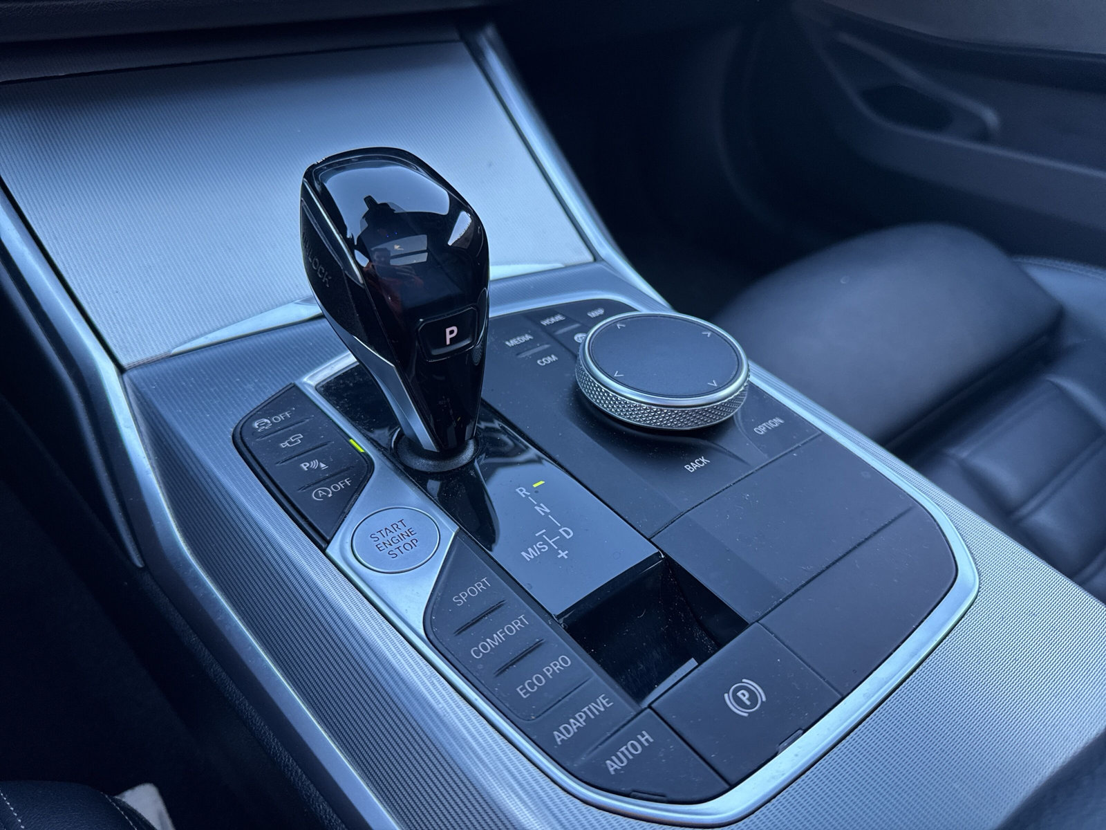 BMW 330d xDriveTouring MSport-image-28