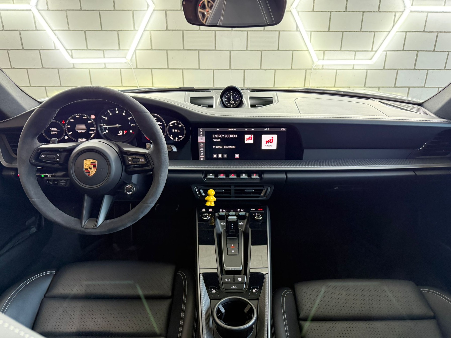 PORSCHE 911 Carrera 4S PDK-image-7
