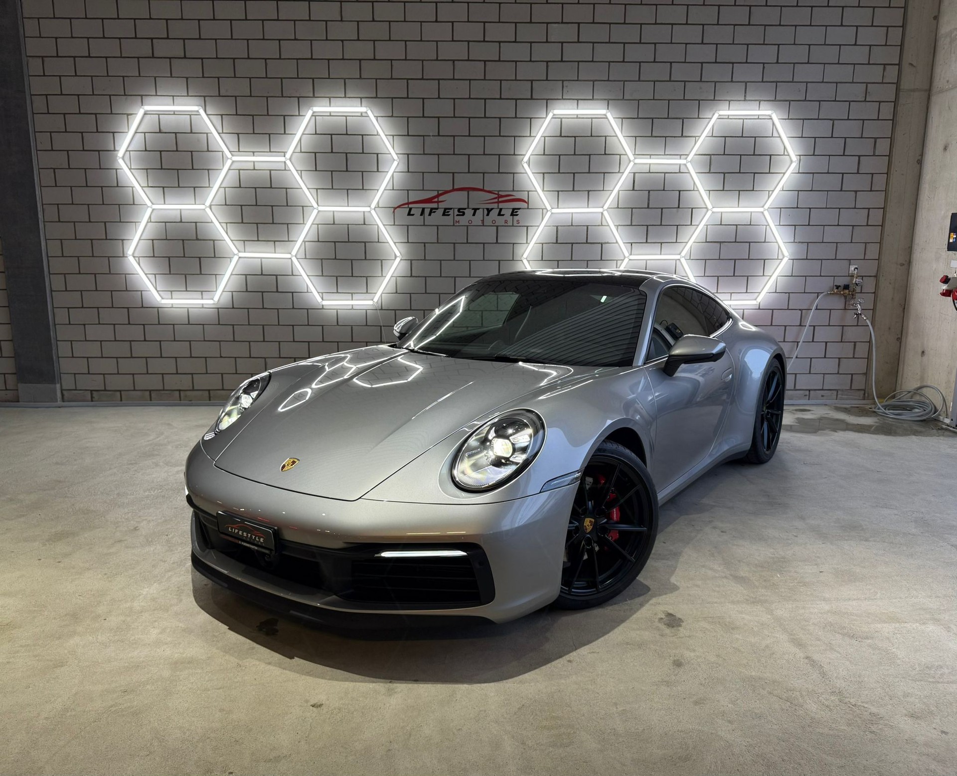 PORSCHE 911 Carrera 4S PDK-image-0