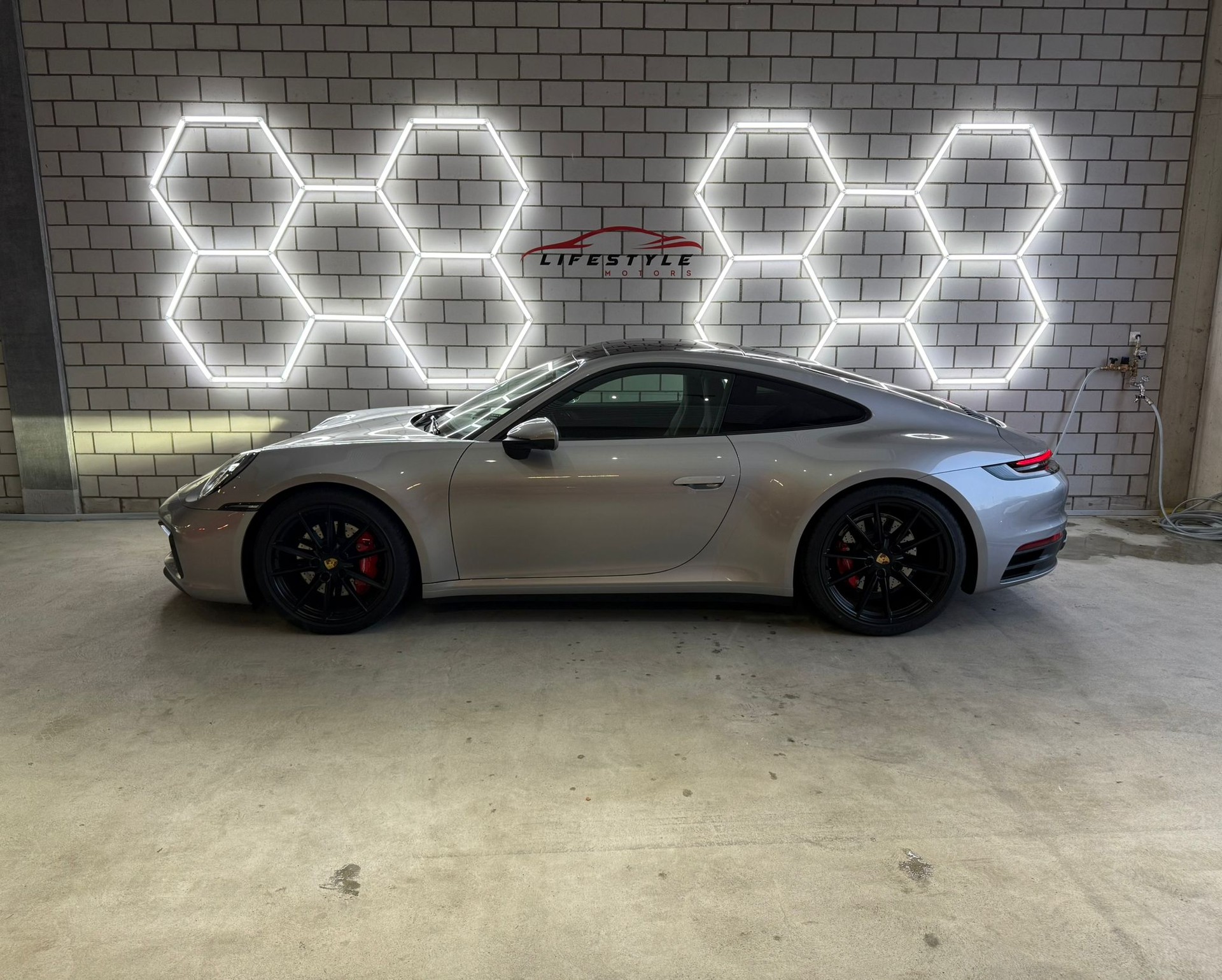PORSCHE 911 Carrera 4S PDK-image-1