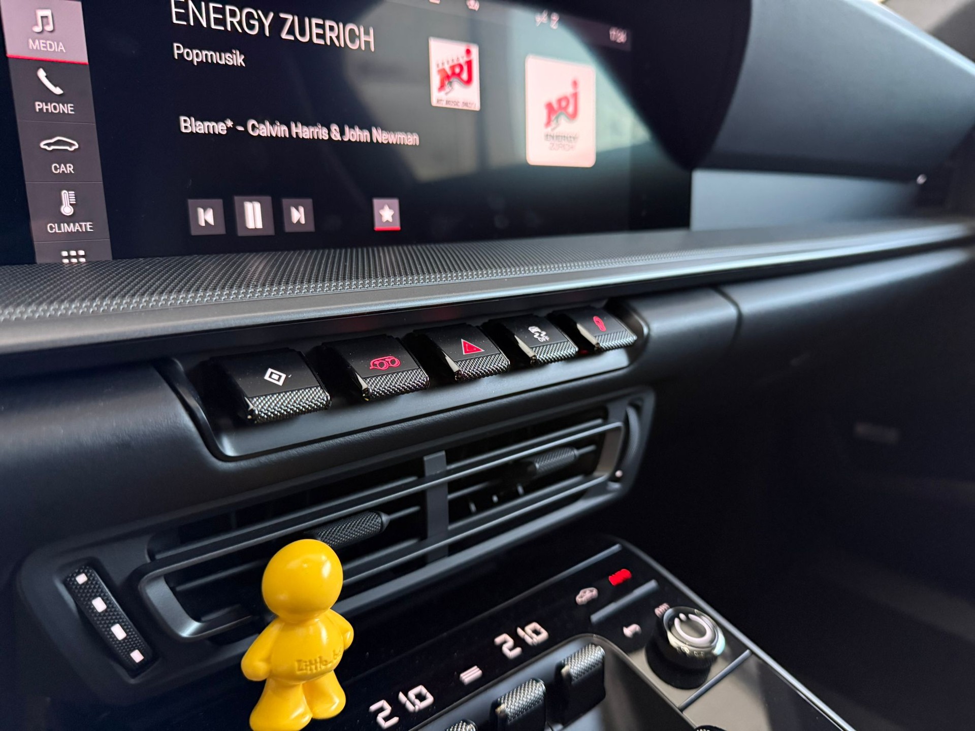 PORSCHE 911 Carrera 4S PDK-image-10