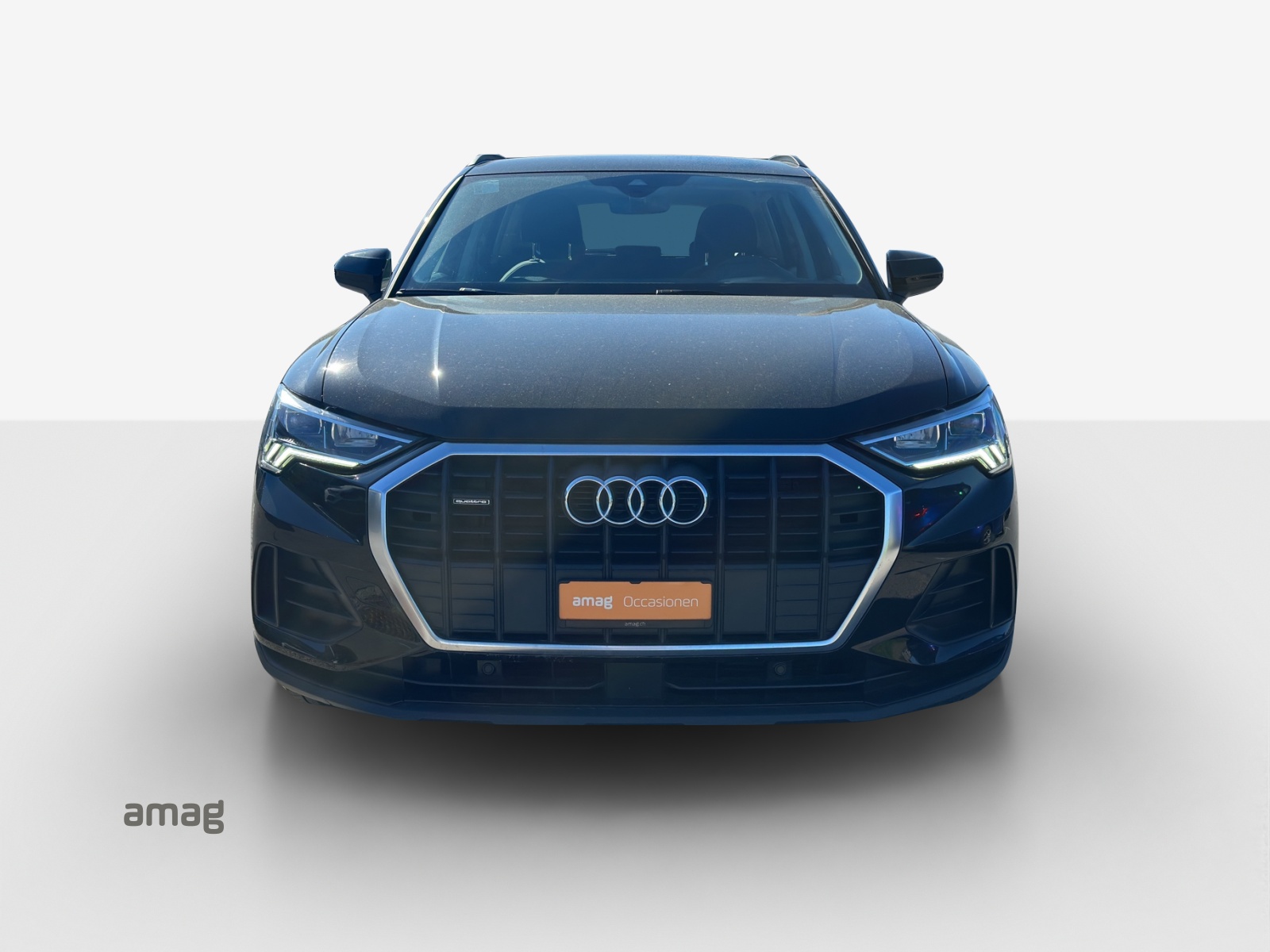 AUDI Q3 35 TDI Attraction quattro S-tronic-image-6