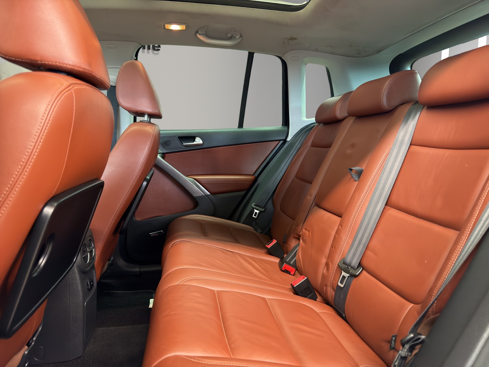 VW Tiguan 2.0 TSI Sport&Style Tiptronic-image-12