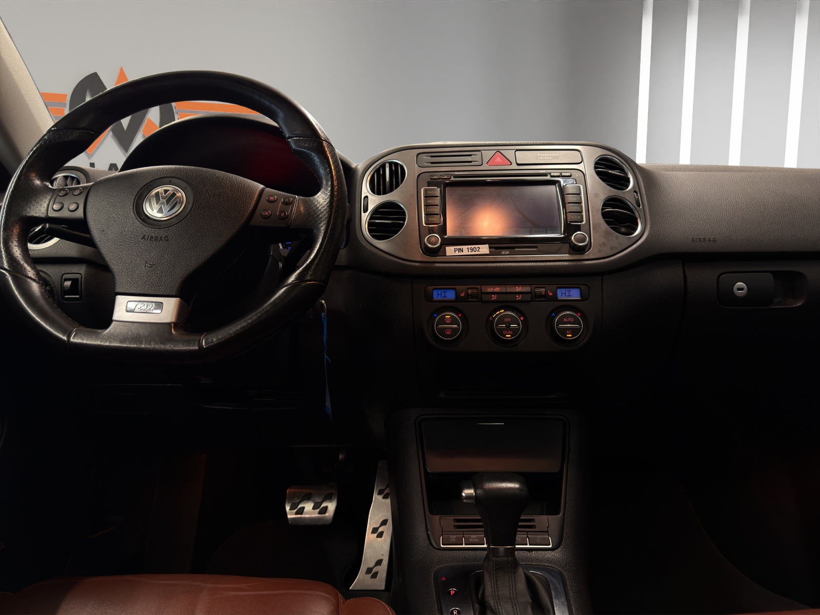 VW Tiguan 2.0 TSI Sport&Style Tiptronic-image-9