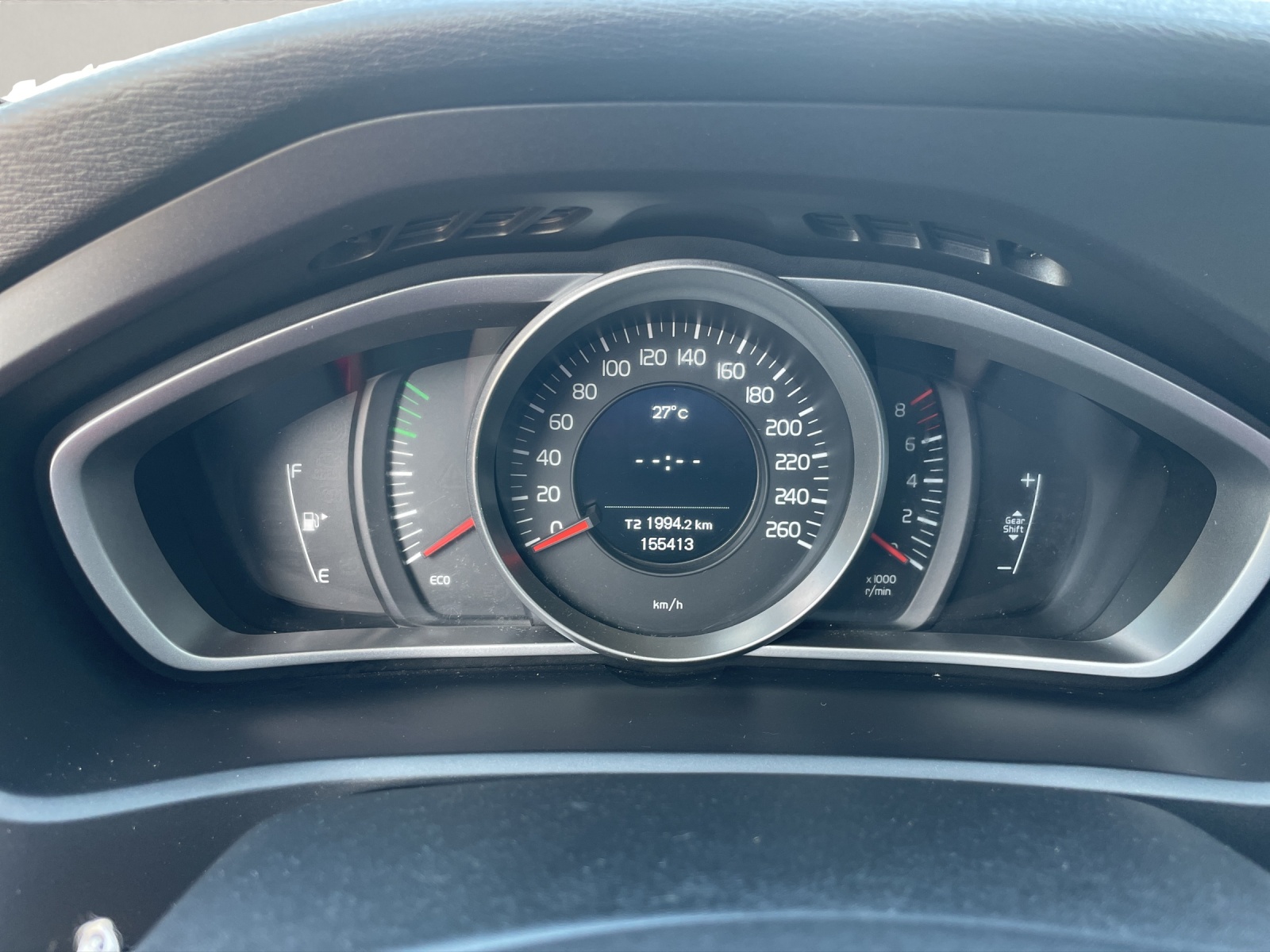 VOLVO V40 1.6 T3 Summum S/S-image-8