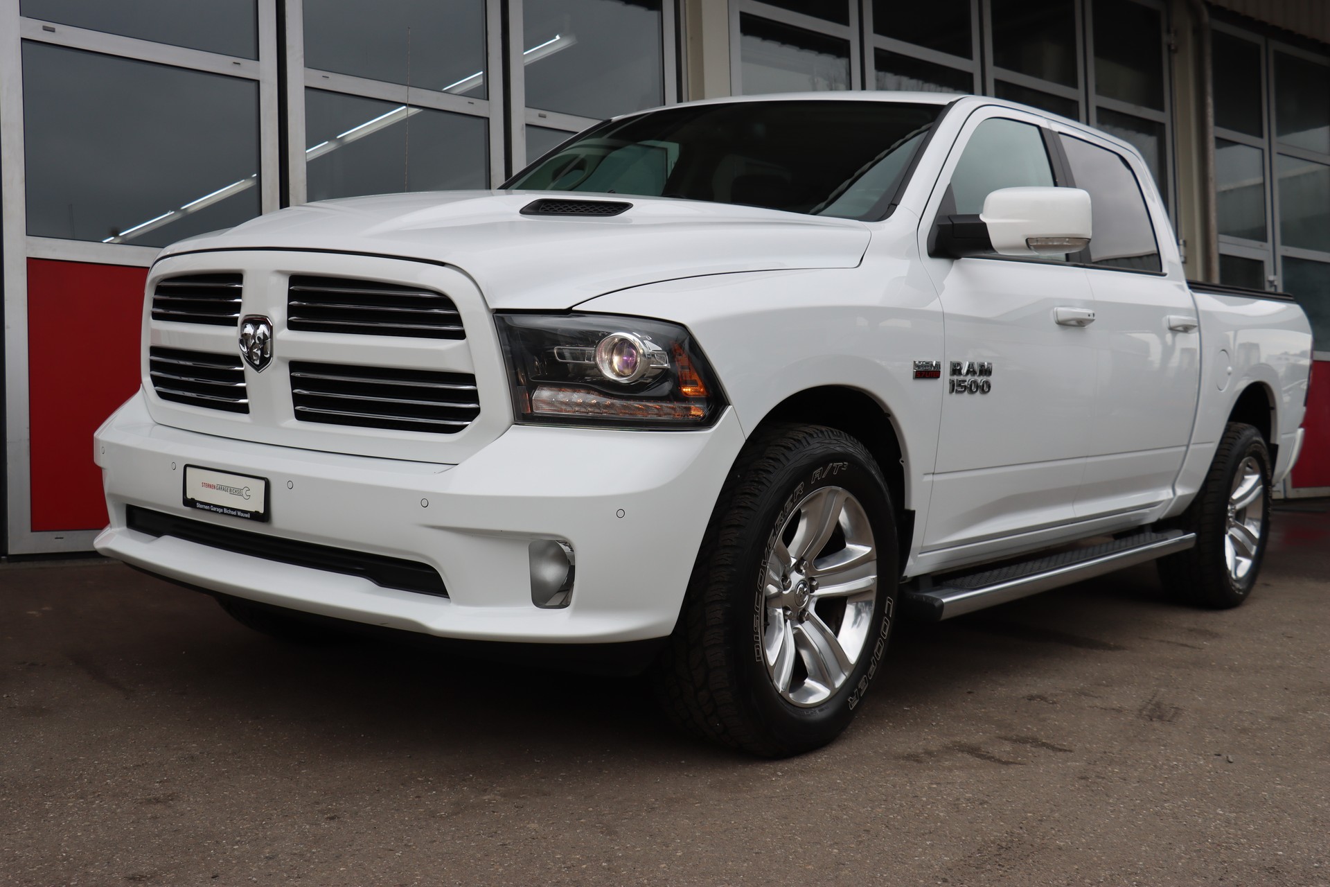 DODGE 1500 CrewCap Sport-image-0