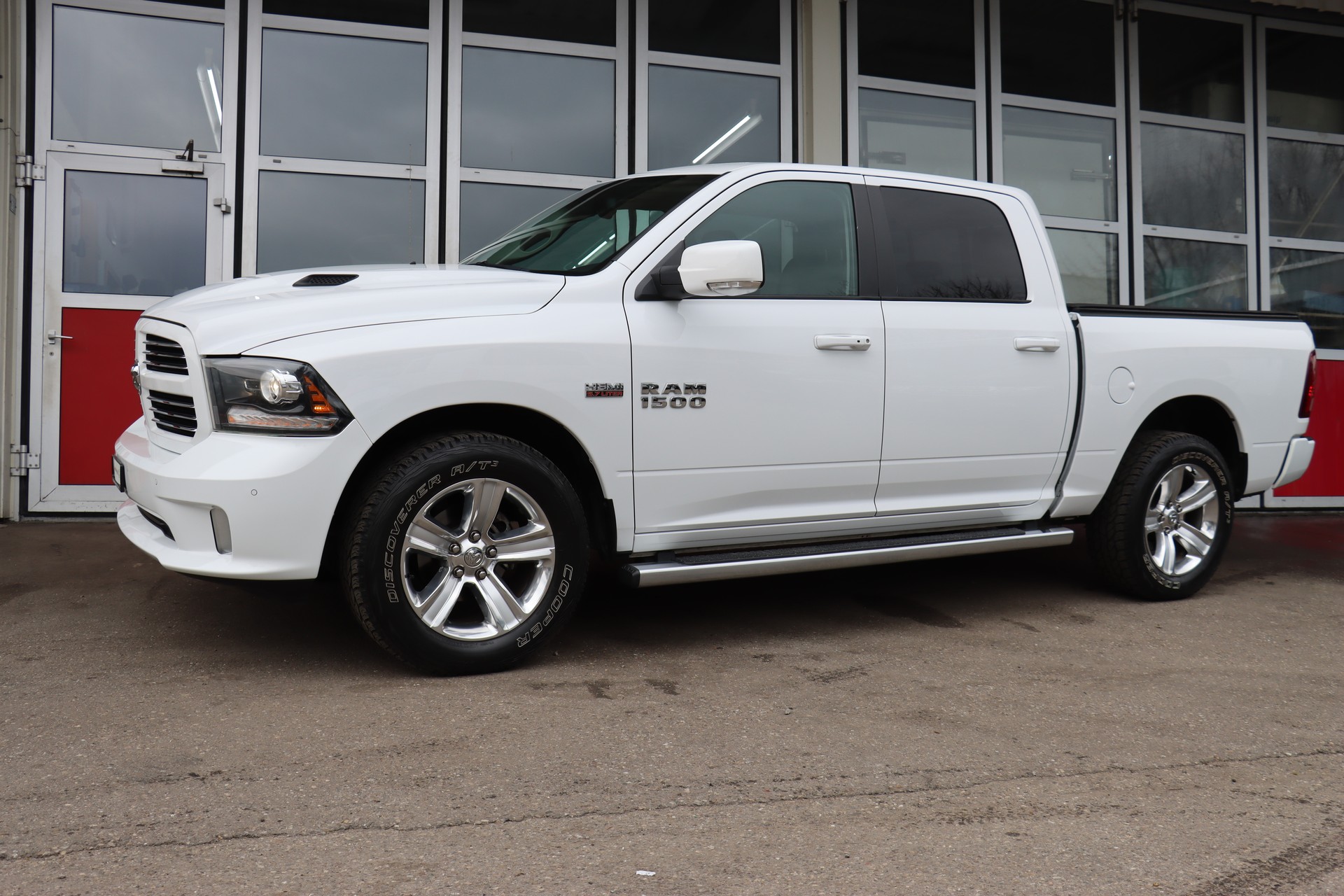 DODGE 1500 CrewCap Sport-image-4
