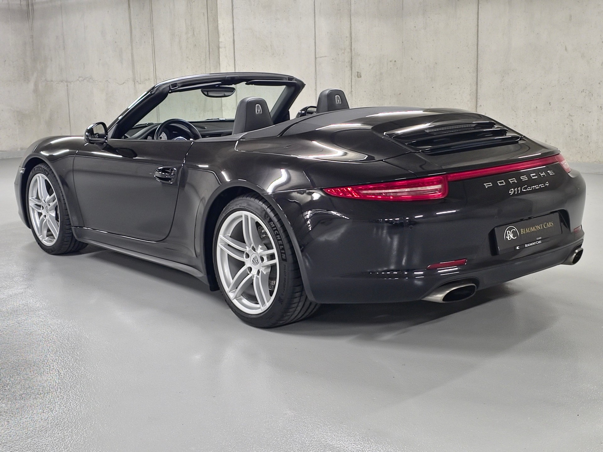 PORSCHE 911 Cabrio Carrera 4 PDK-image-18