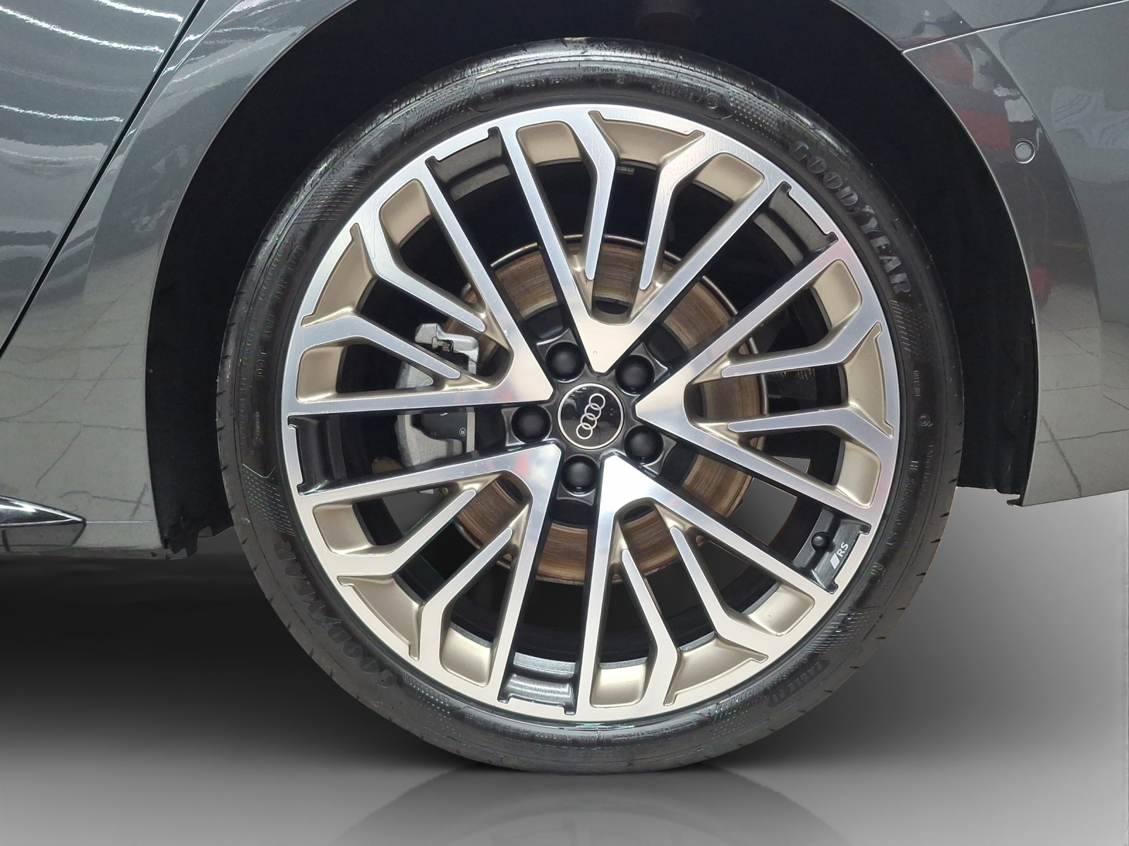 AUDI A5 Avant TDI quattro 150 kW Attraction S tronic-image-15