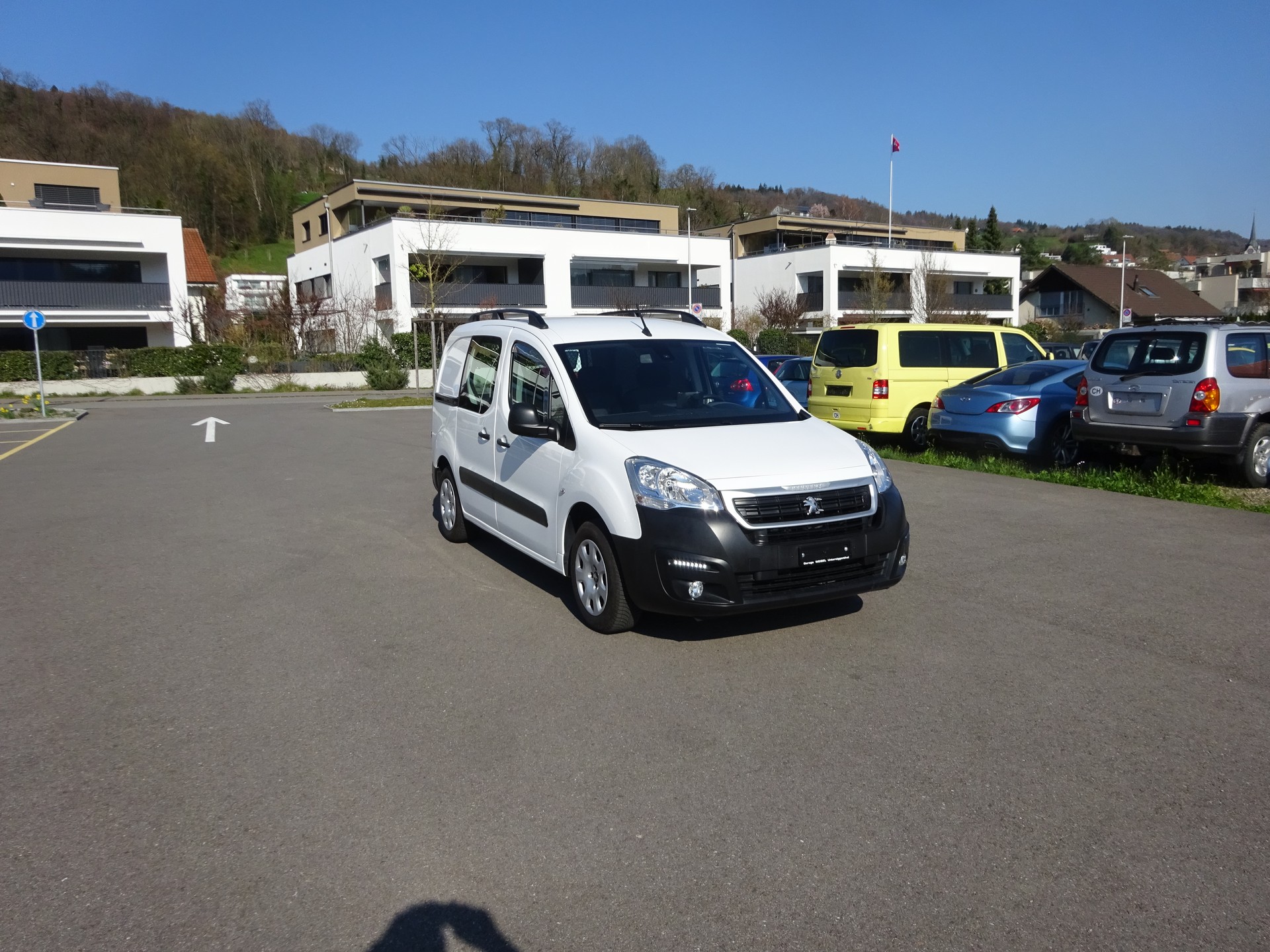 PEUGEOT Partner 1.6 BlueHDI Active-image-3