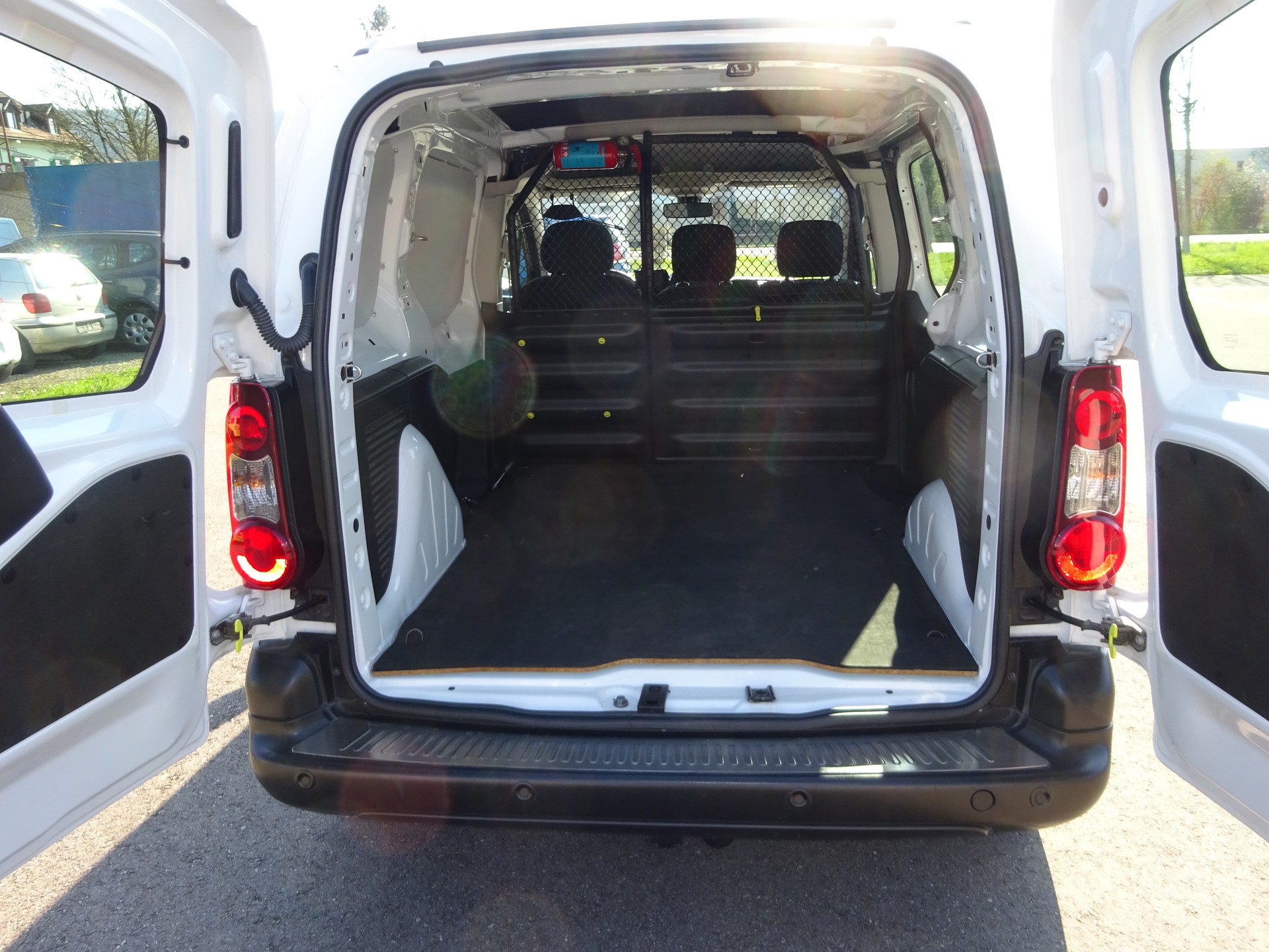 PEUGEOT Partner 1.6 BlueHDI Active-image-11