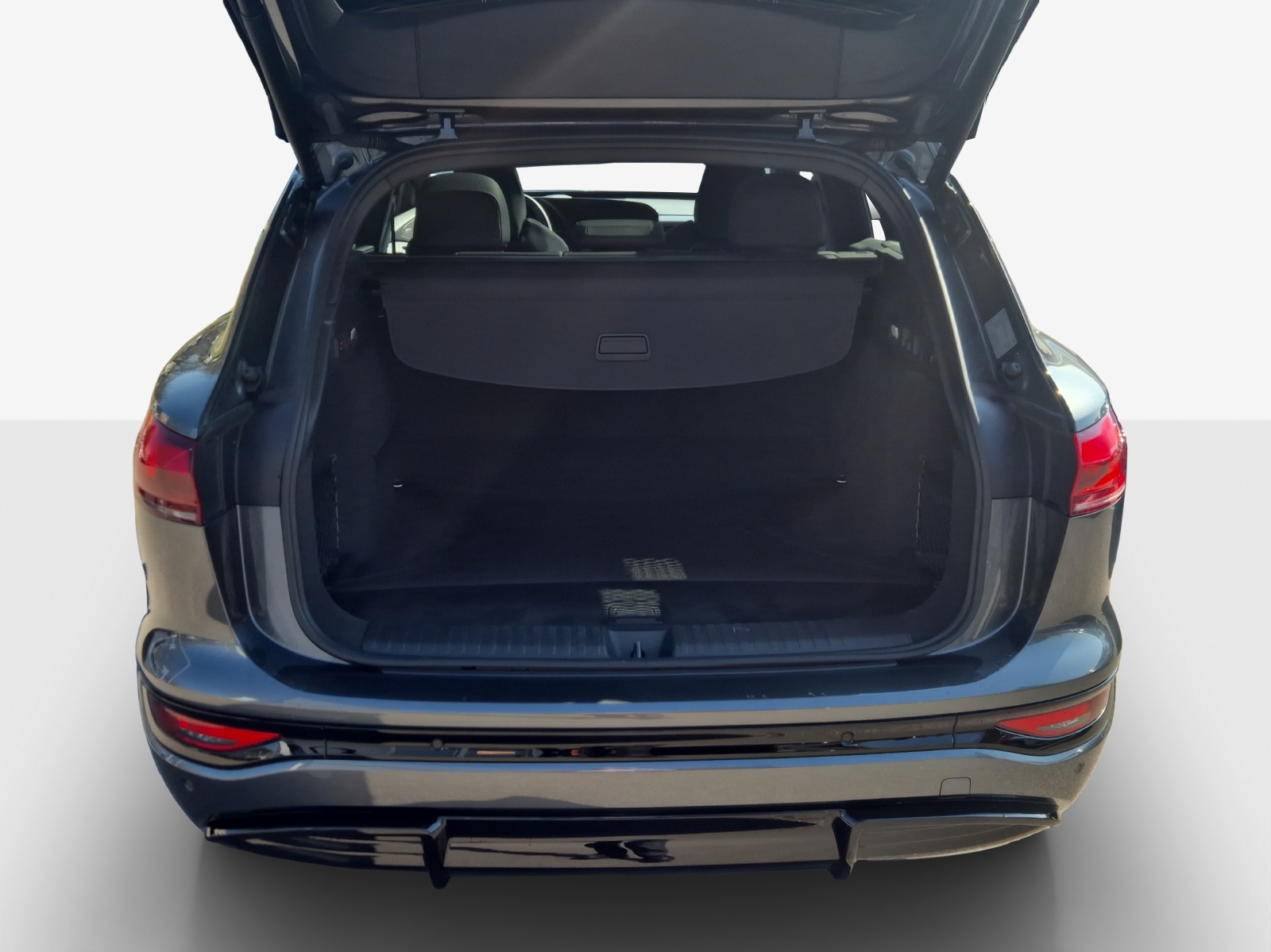 AUDI Q6 e-tron quattro-image-13