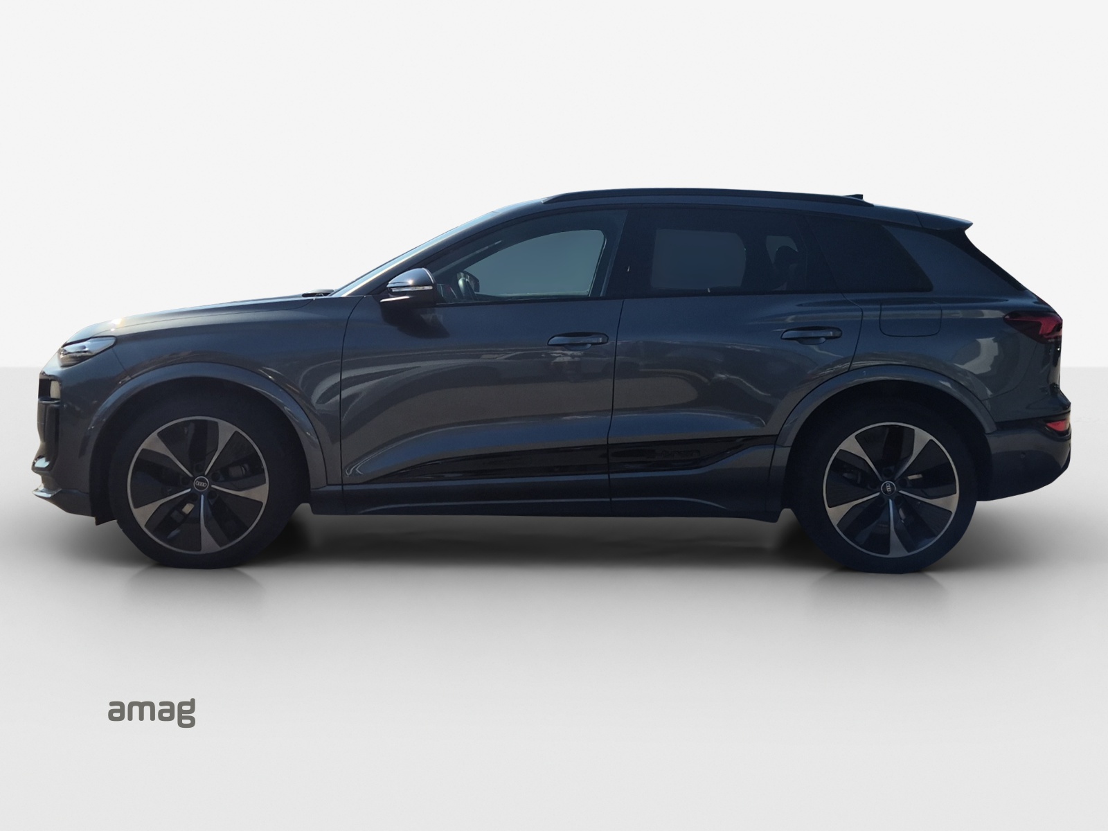AUDI Q6 e-tron quattro-image-1
