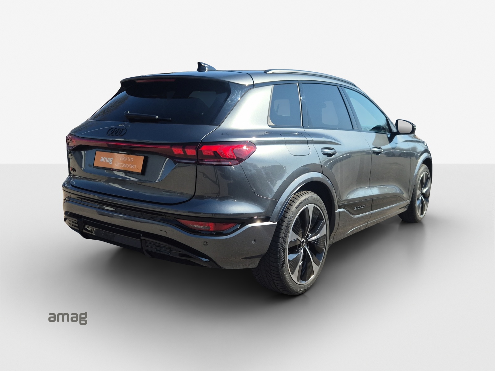 AUDI Q6 e-tron quattro-image-5