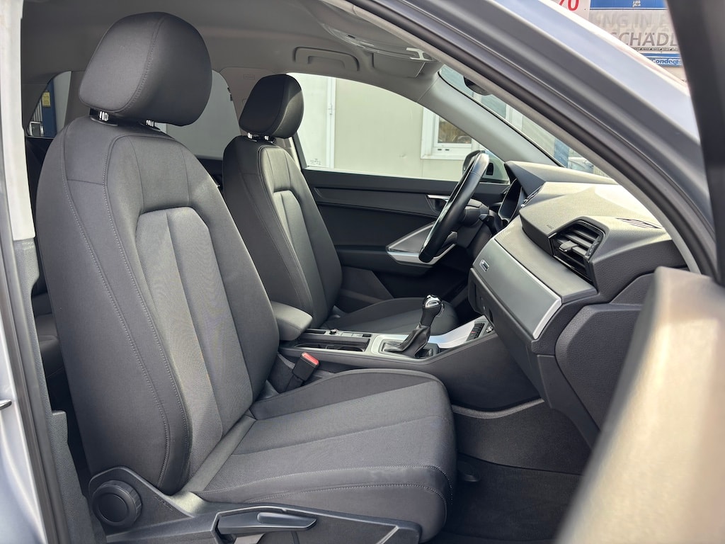 AUDI Q3 35 TFSI advanced S-tronic-image-7