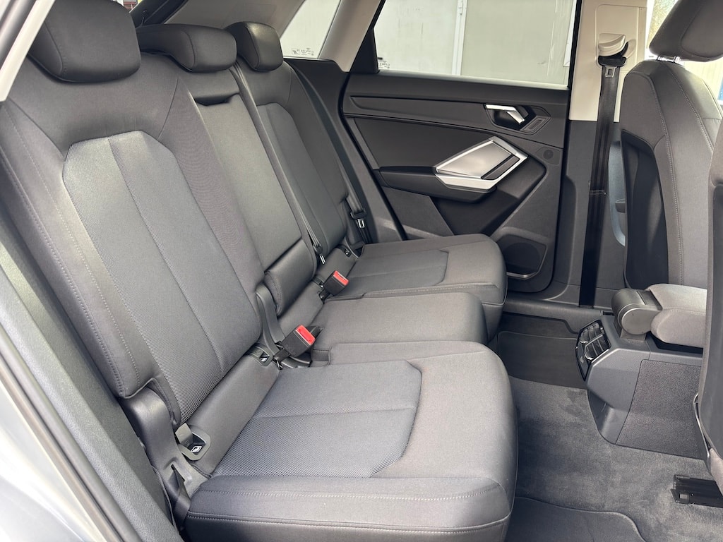 AUDI Q3 35 TFSI advanced S-tronic-image-13