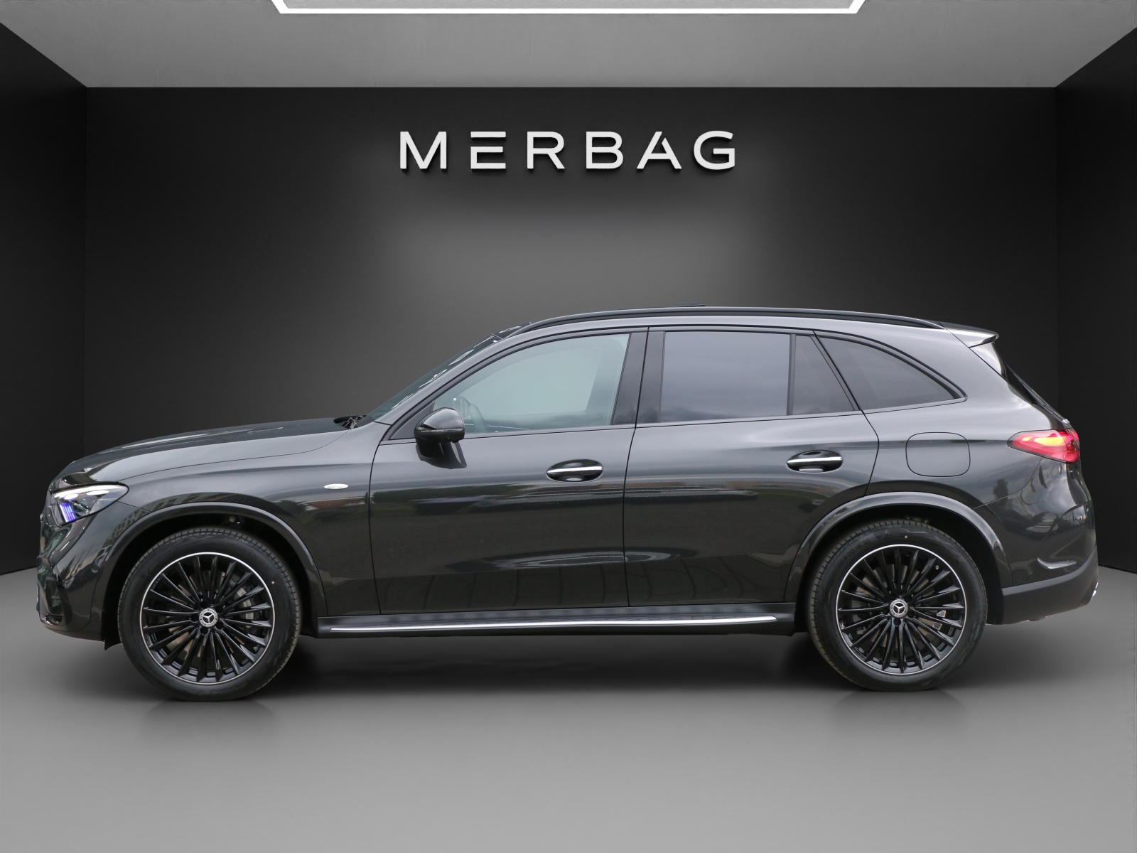 MERCEDES-BENZ GLC 300 de 4Matic EQ Star 9G-Tronic-image-2