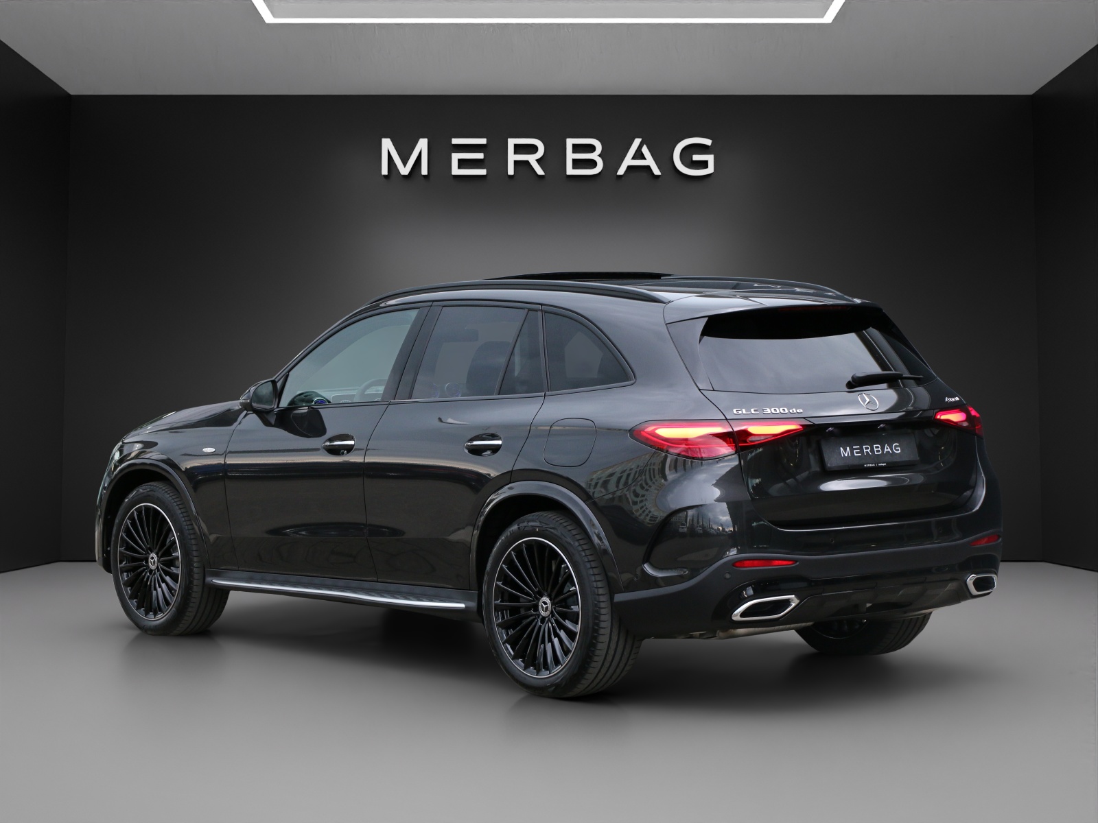 MERCEDES-BENZ GLC 300 de 4Matic EQ Star 9G-Tronic-image-3