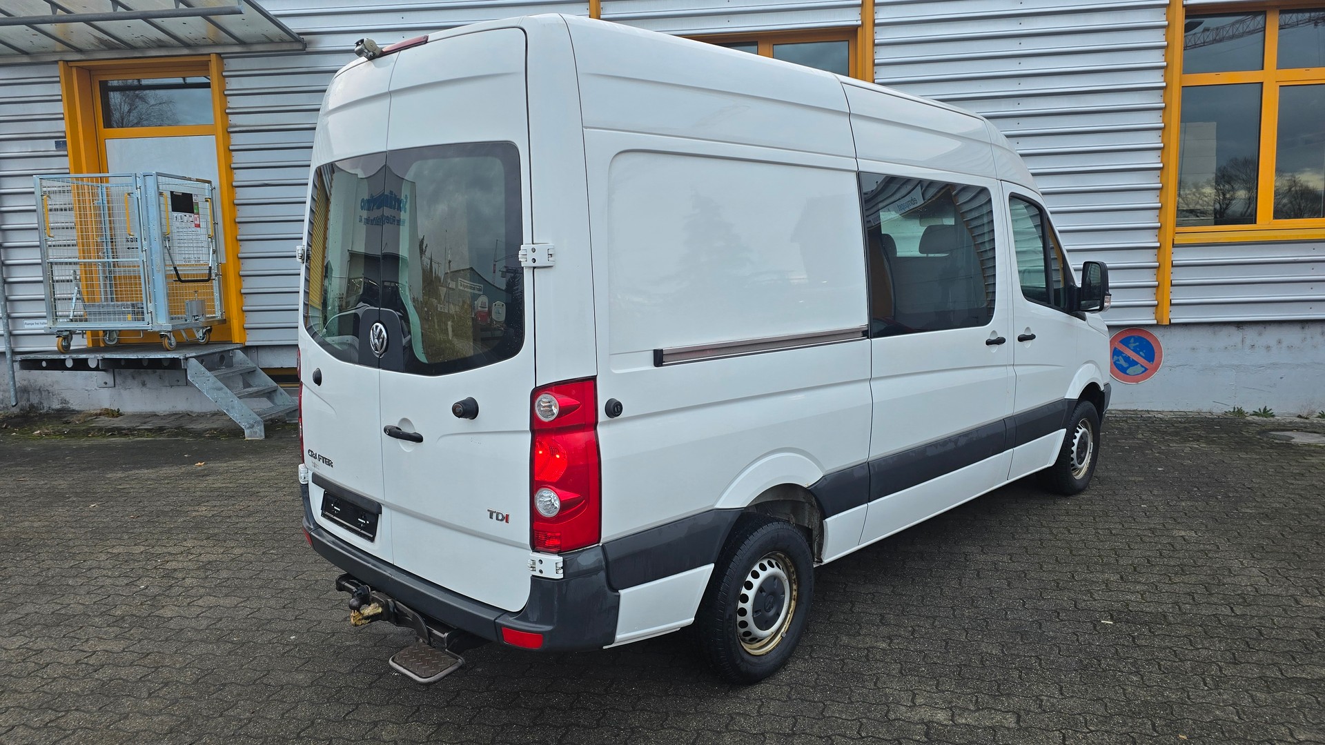 VW Crafter 35 2.5 BlueTDI 136 PS-image-3