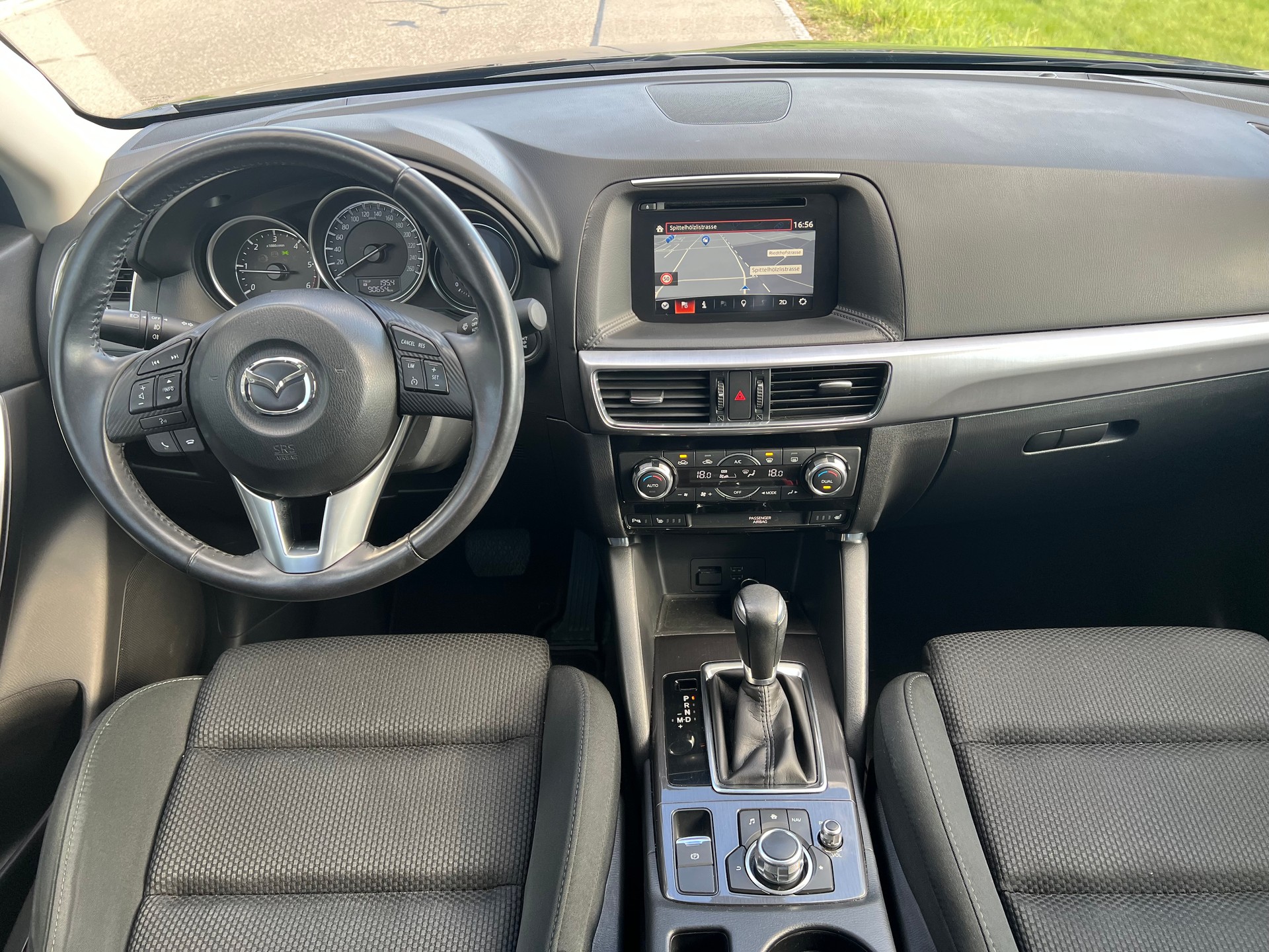 MAZDA CX-5 2.2 D Ambition AWD **** Automatic****-image-18
