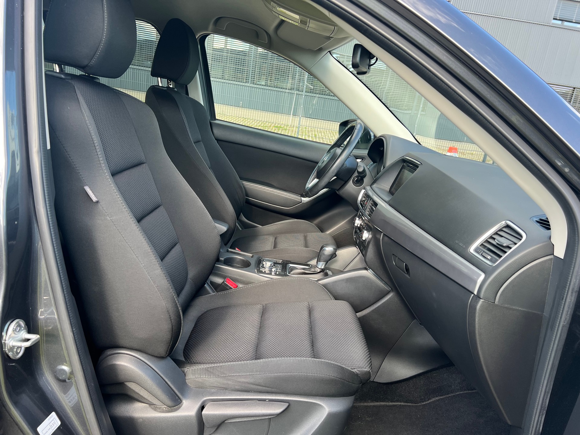 MAZDA CX-5 2.2 D Ambition AWD **** Automatic****-image-25