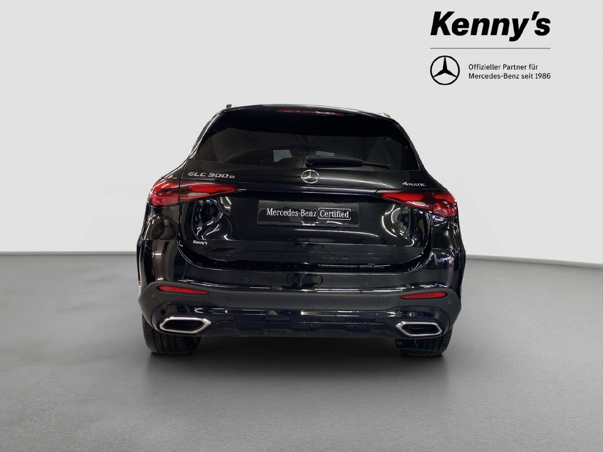 MERCEDES-BENZ GLC 300 e AMG Line 4MATIC-image-4