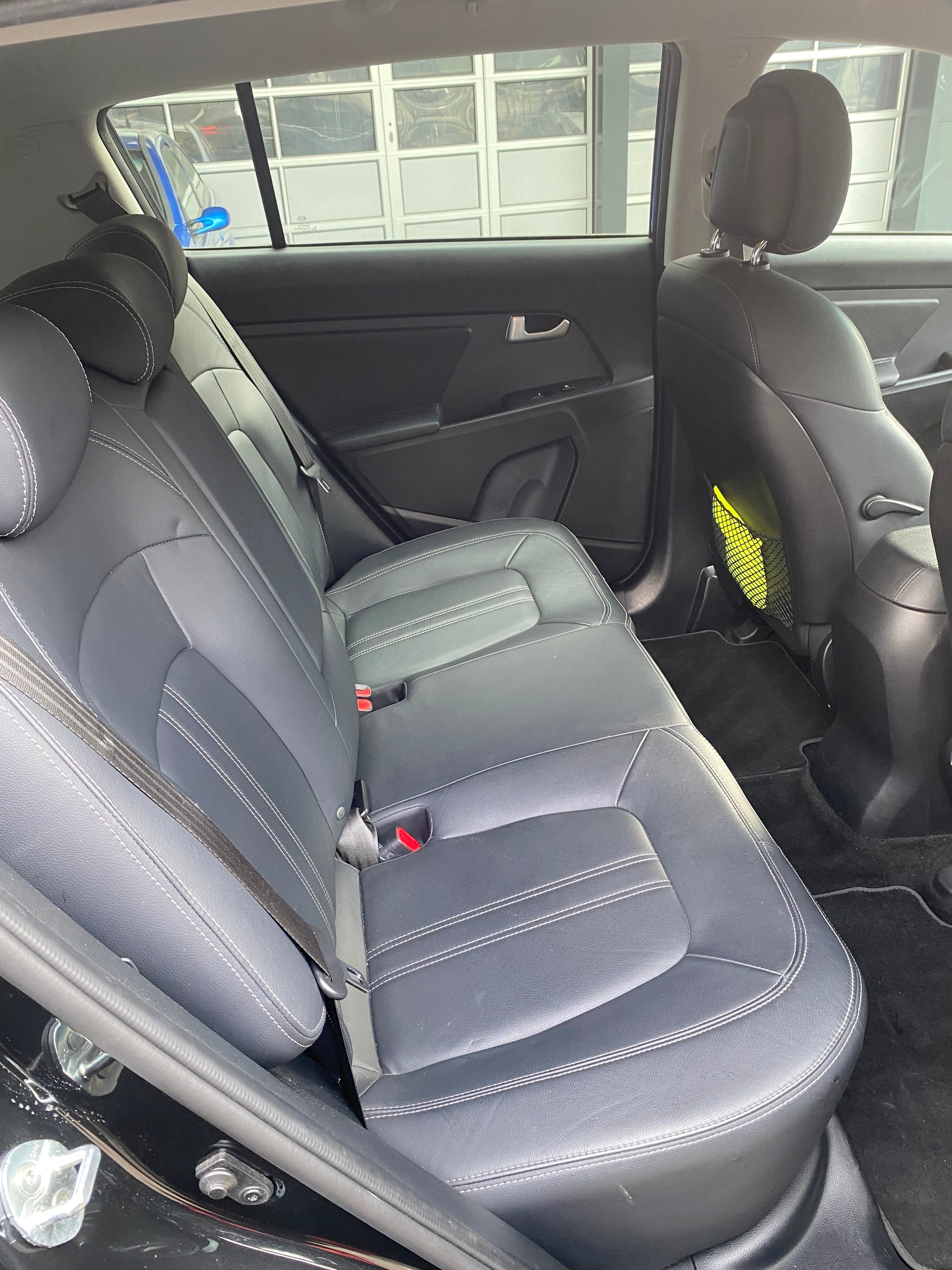 KIA Sportage 2.0 CRDi Trend 4WD Automatic-image-13
